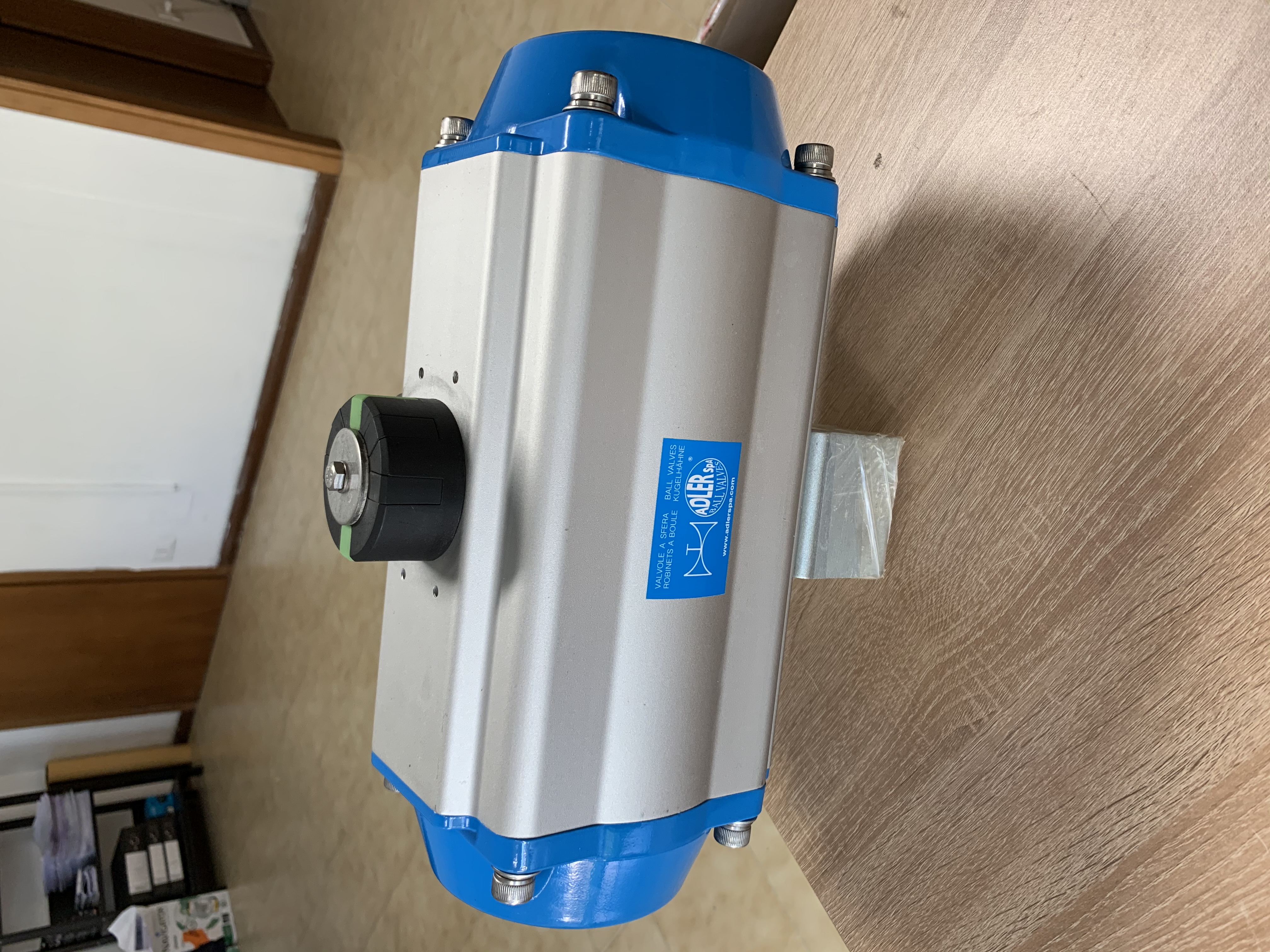 APM214DE100