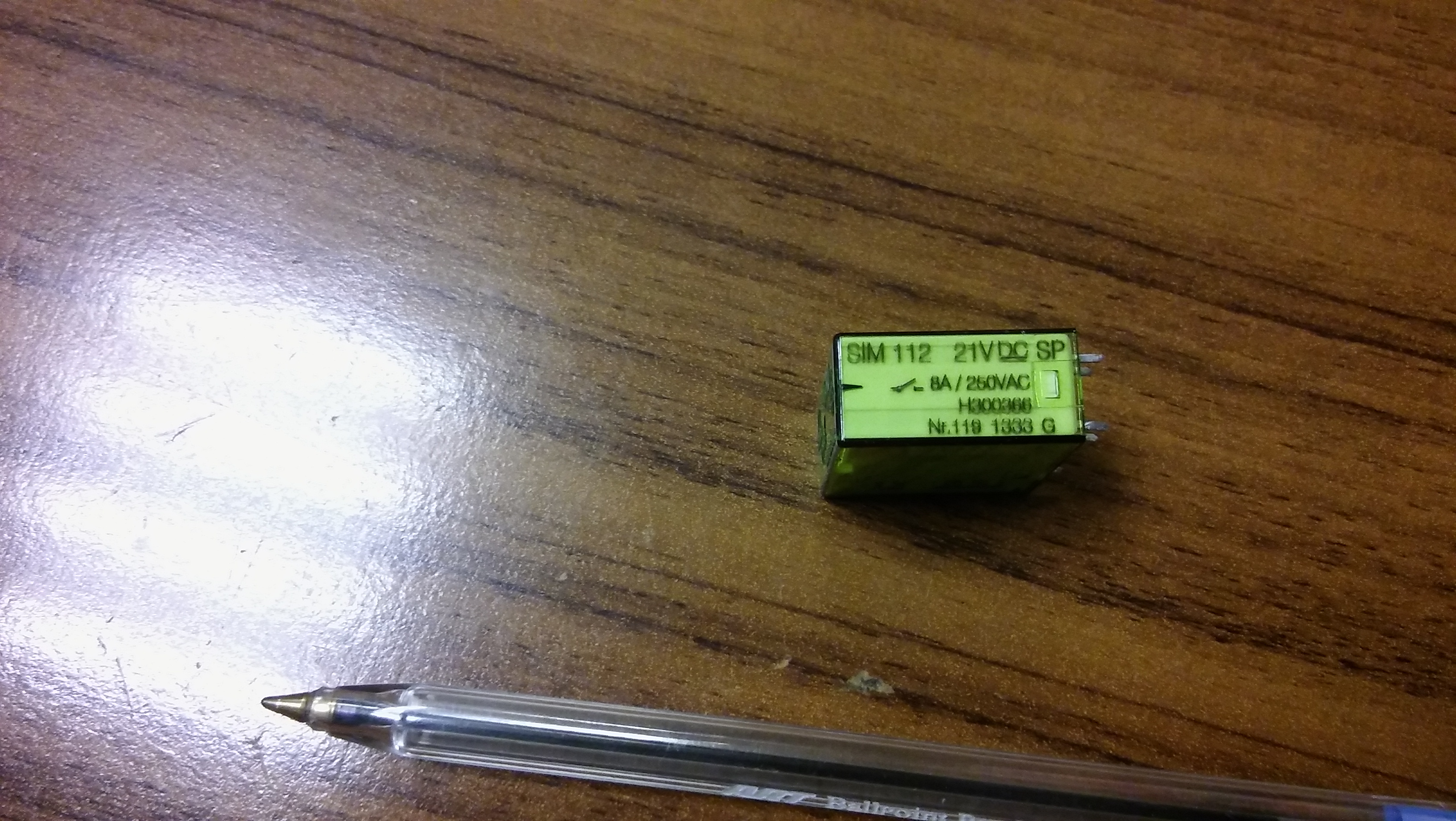 SIM112 21VDC 8A 250 V AC H300366 Nr 119 0935 G  OEM!! 