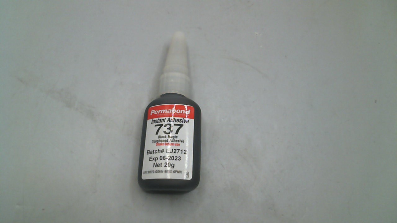 0712C73720 / PERMABOND® 737
