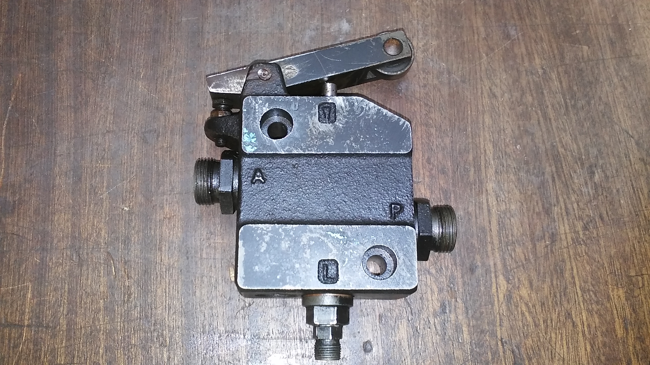 DRR 18 mit Rollenhebel G1/2 