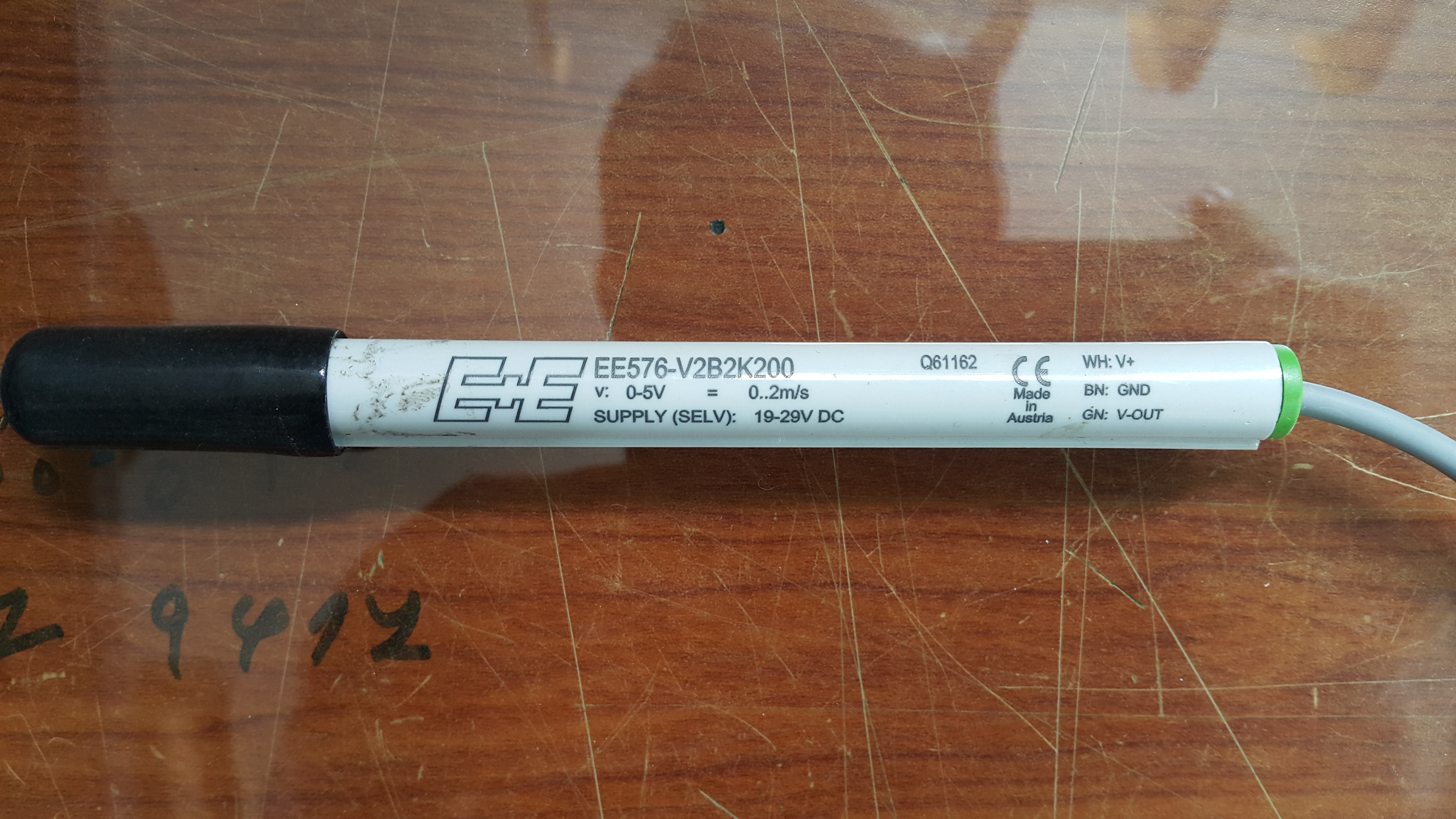 EE576-V2B2K200 