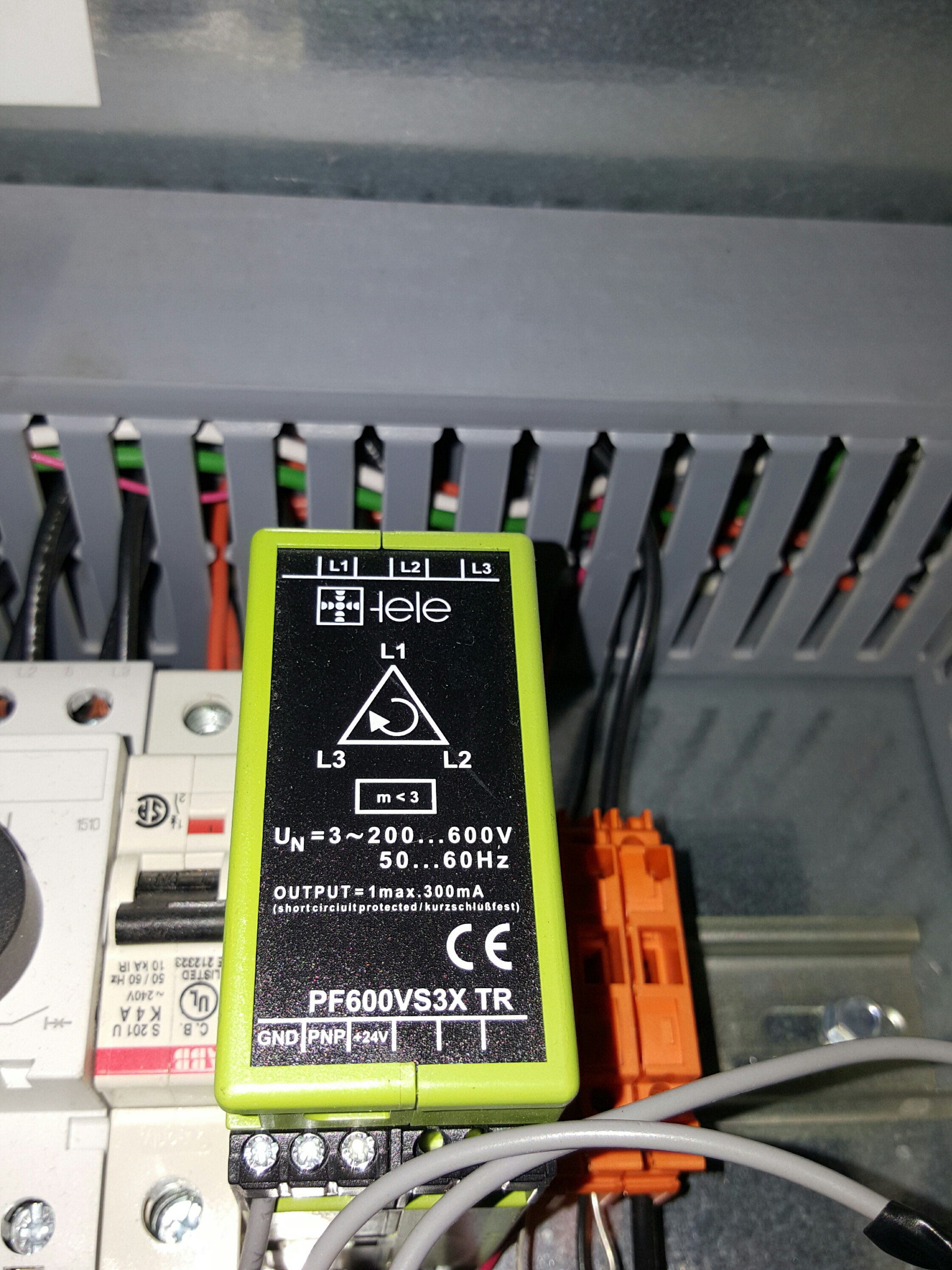 PF600VS3X TR (OEM) obsolete, alternative G2PU690VS20