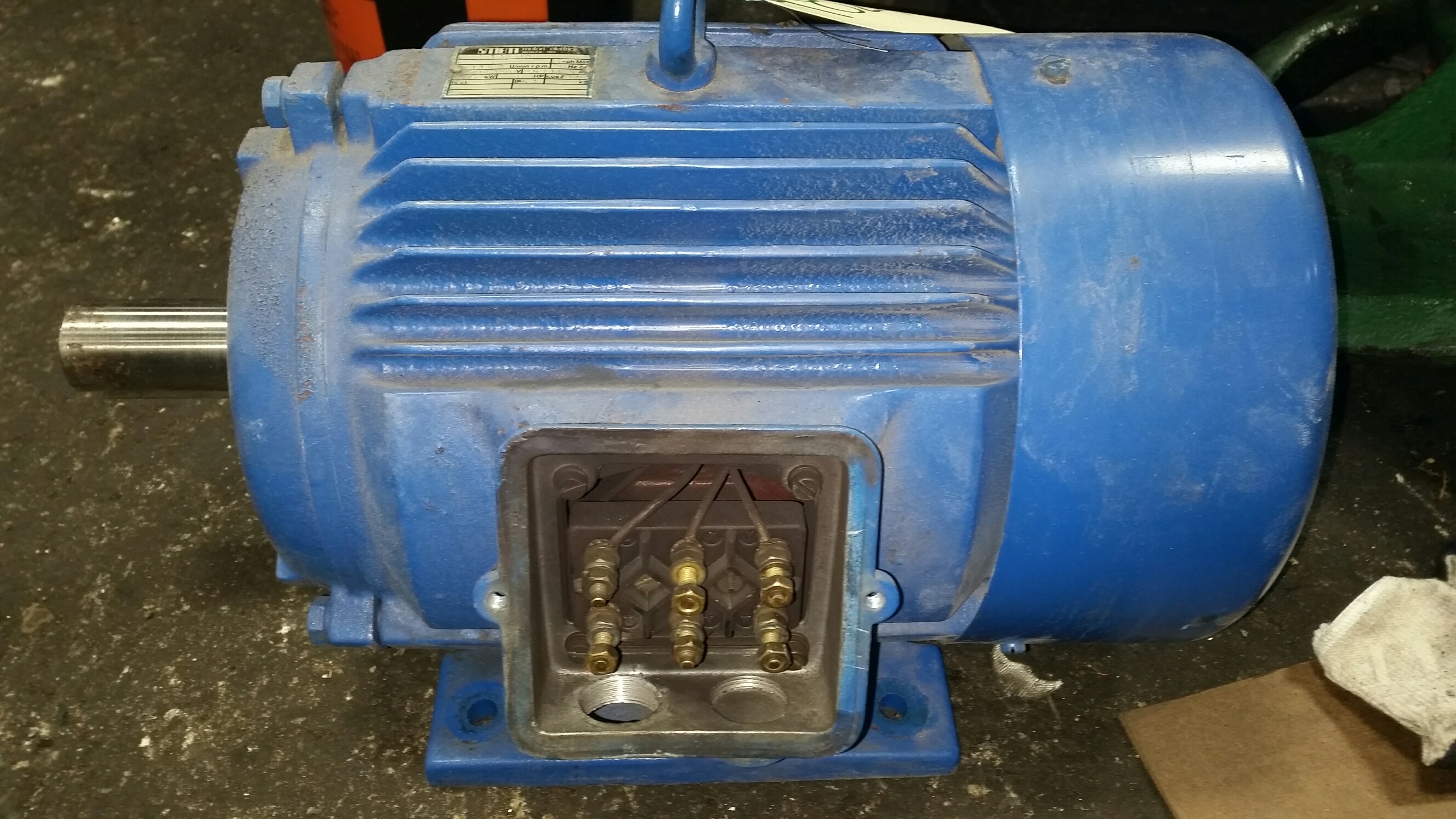 6SM2132S 6POLES B3 KW6,6 220/380/60HZ 