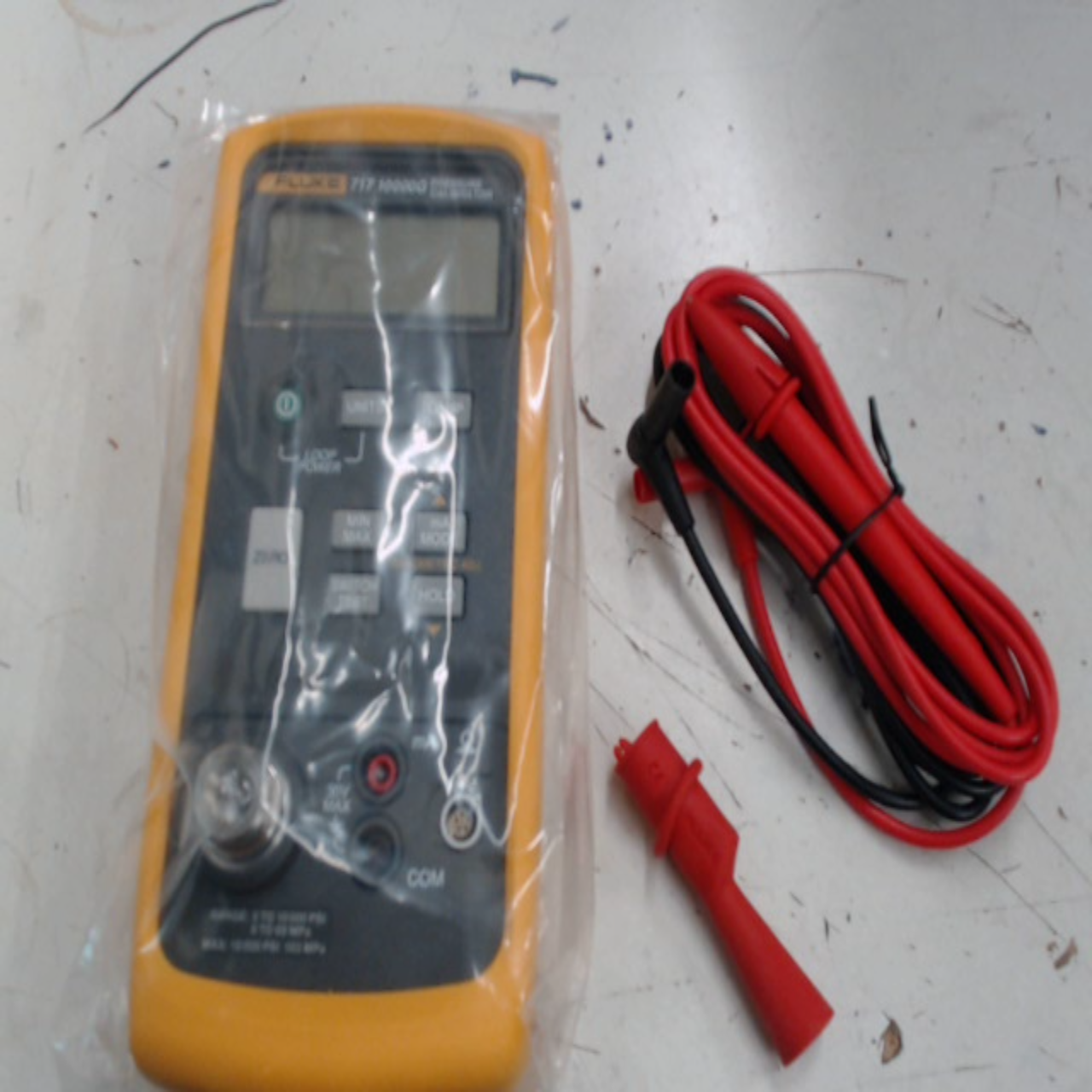 Fluke 717 10000G 