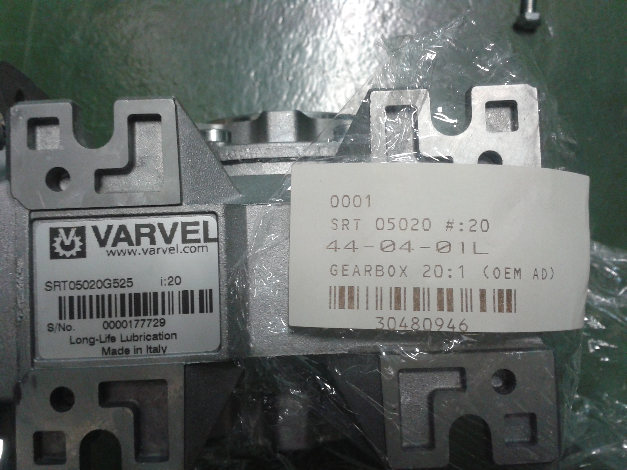 SRT 050 B3 020 G5 (AC25) 