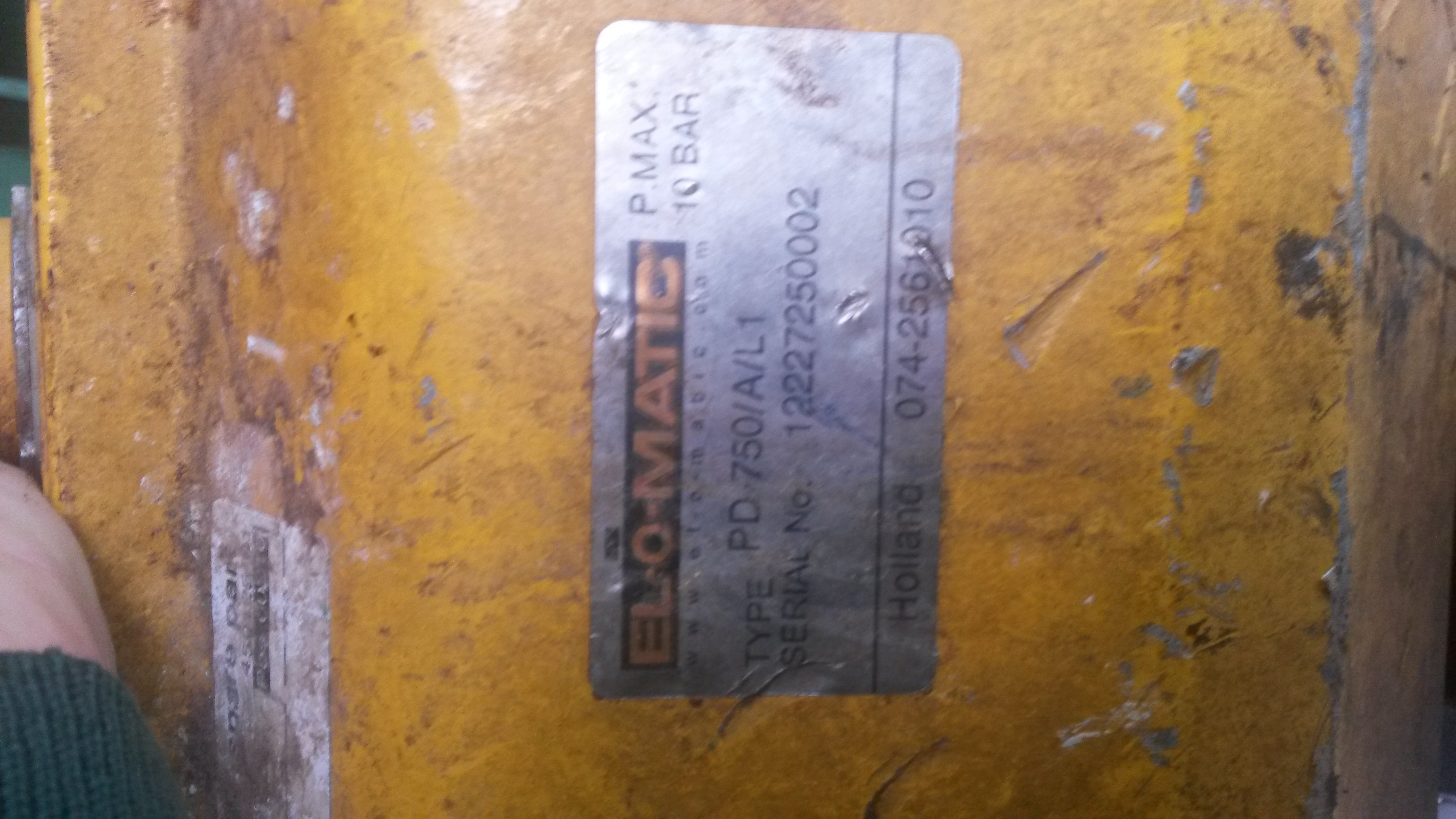 PD 750 