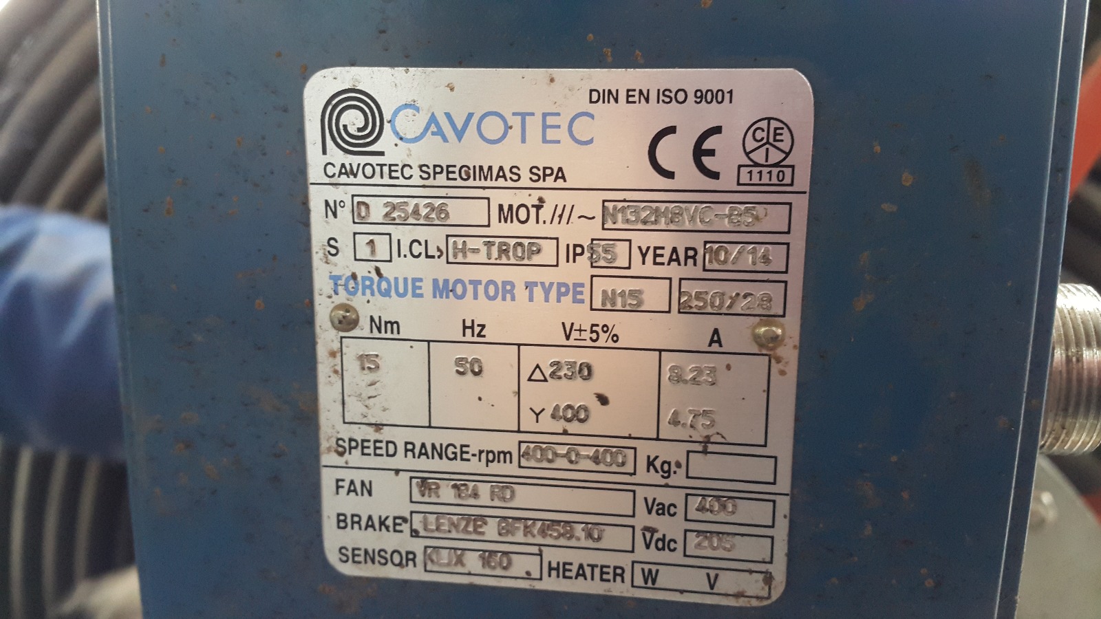 D 25426 N132M8VC-B5 