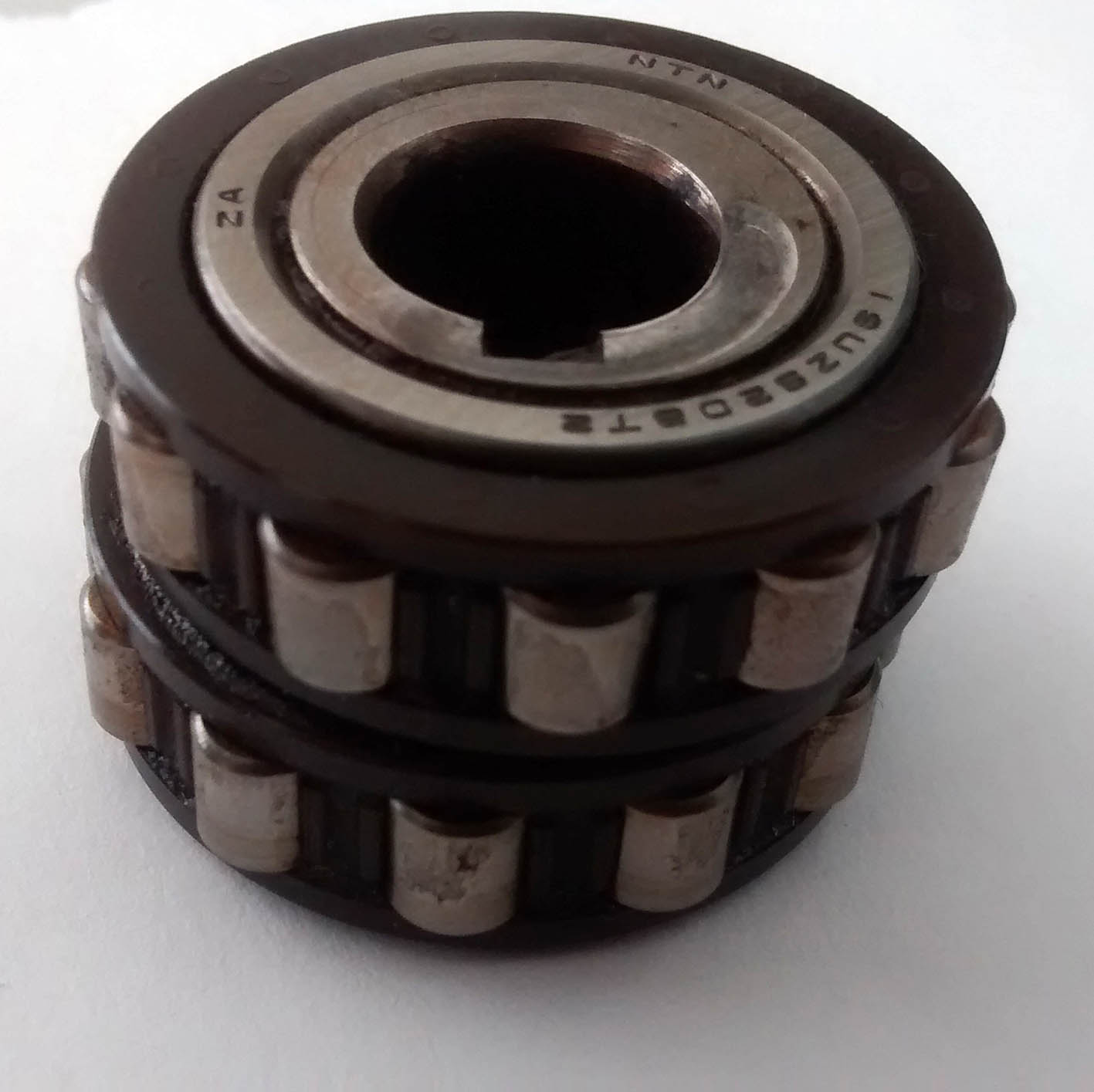 19UZS208T2  