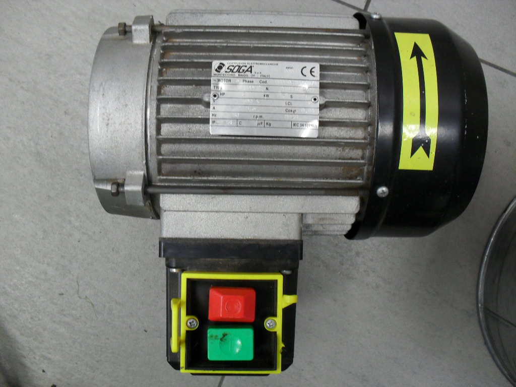 9G080105A-E074 
