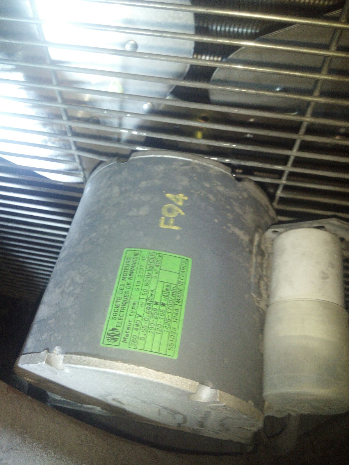 19GFB4041  "551033" *5192337*