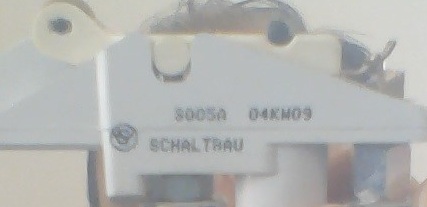 S005A 04KM09 