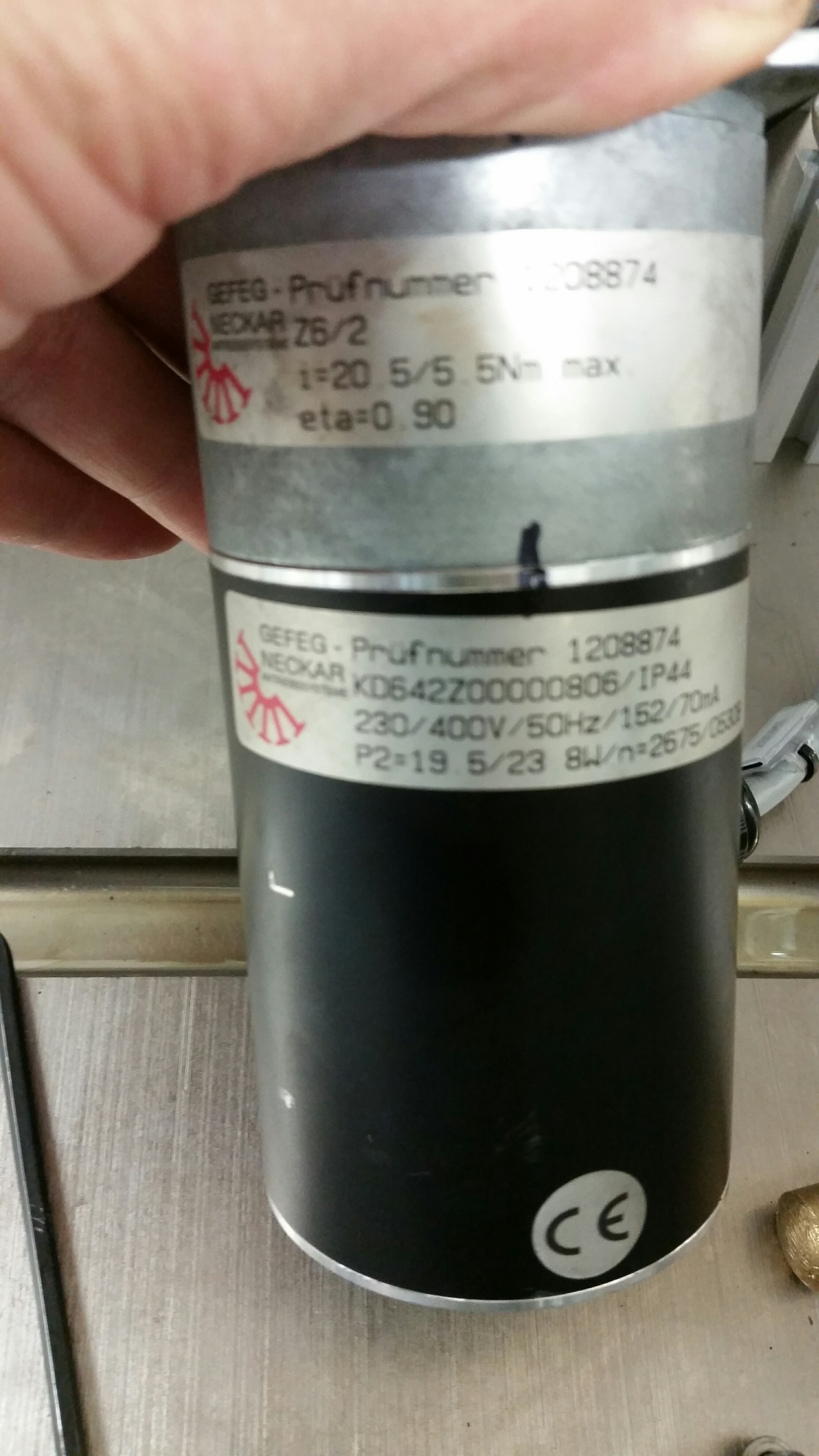 C642Z00000806 