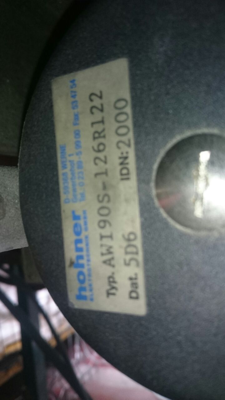 Serie AWI90S-126R122-2000 