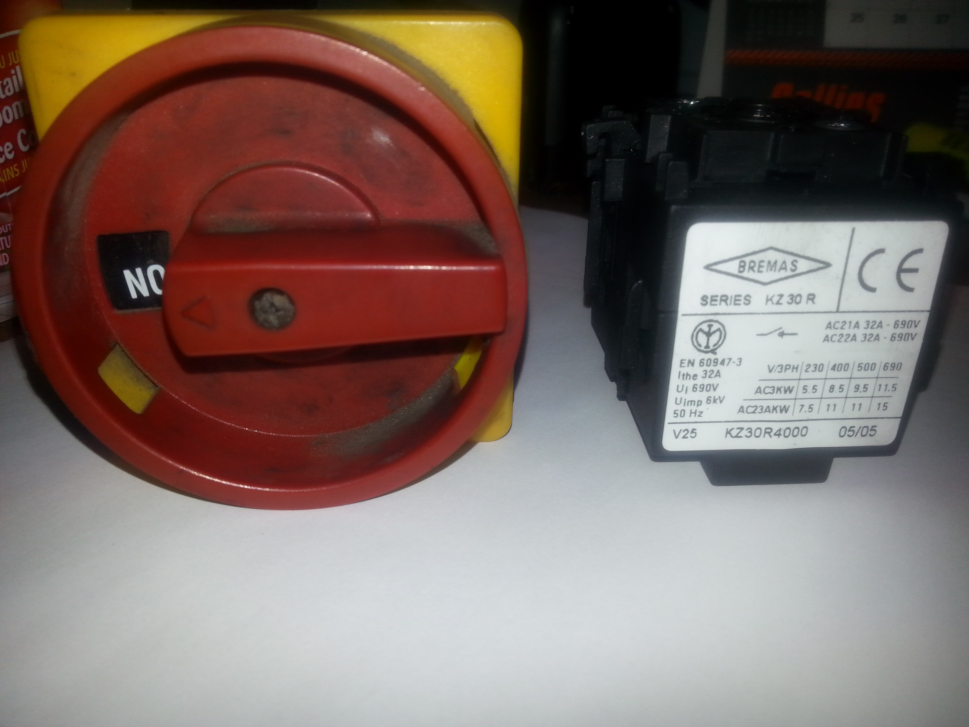 KZ30R4000, alternatives: DS0323RRK6, DS0324RRK6, DS0323RRL6 and DS0324RRL6 