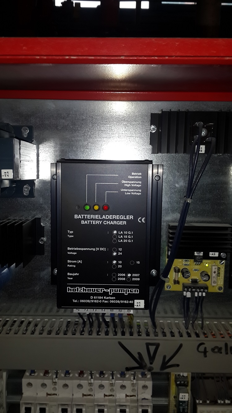 LA 10/01G-24 V 10 A