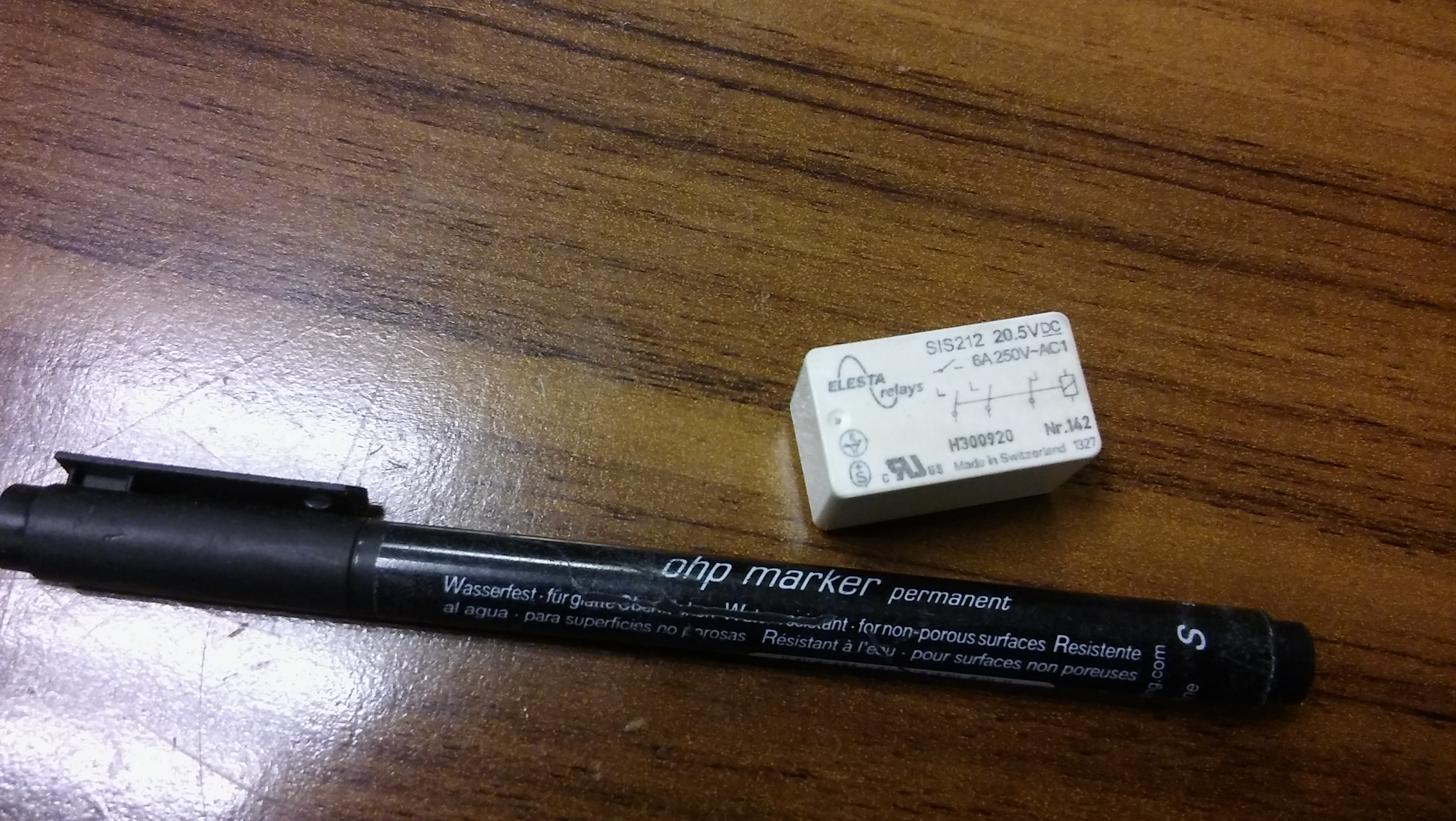 sıs212 20.5vdc  OEM!! 