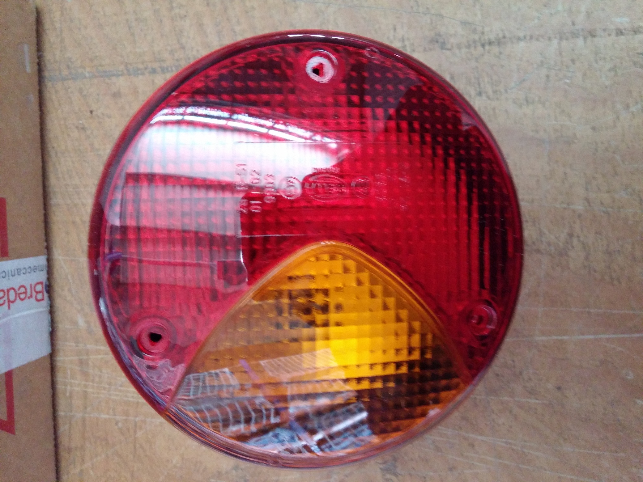 2SD964169-111: HELLA