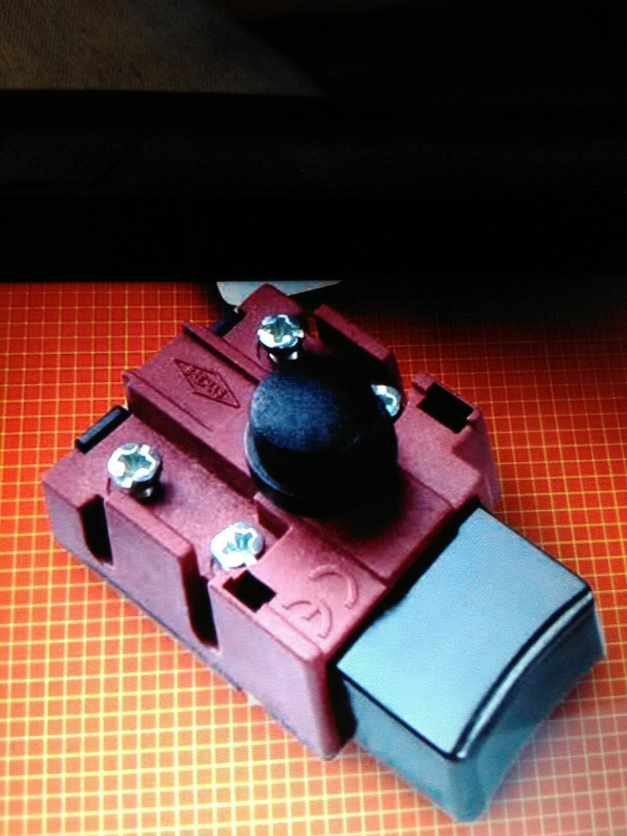LAA88311 
