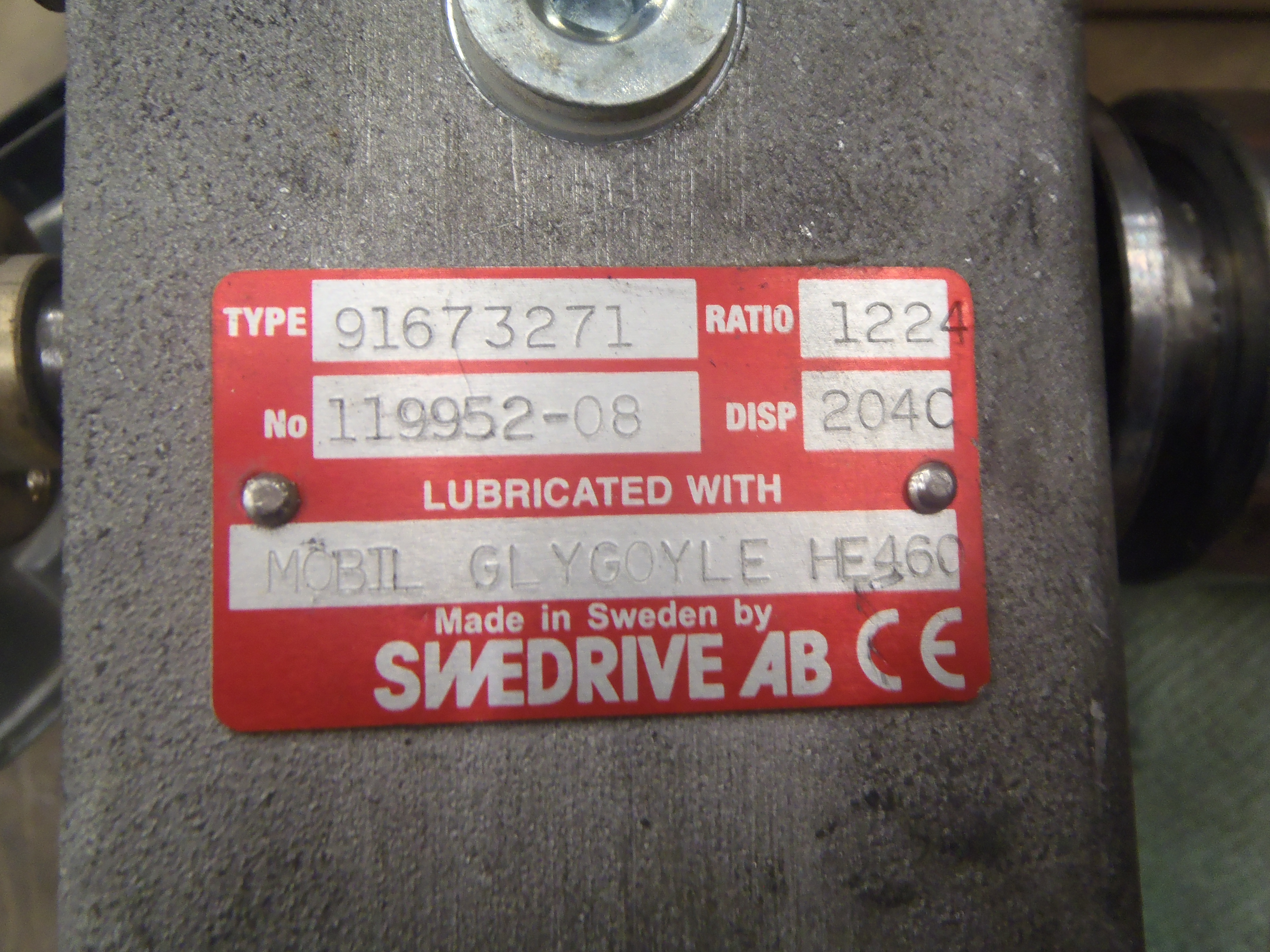 449 089 880        