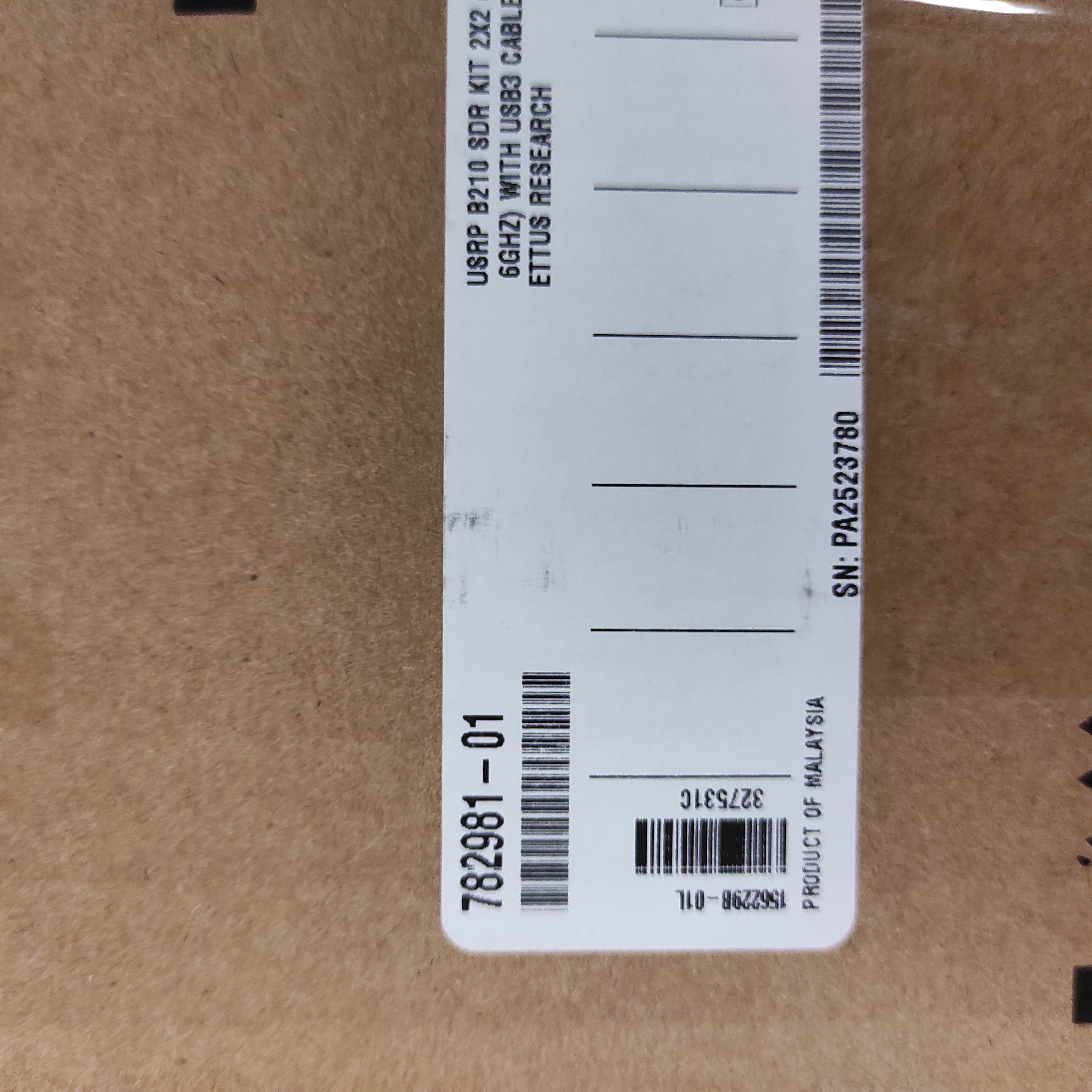 P/N: 782981-01 Type: USRP B210 (Board Only)