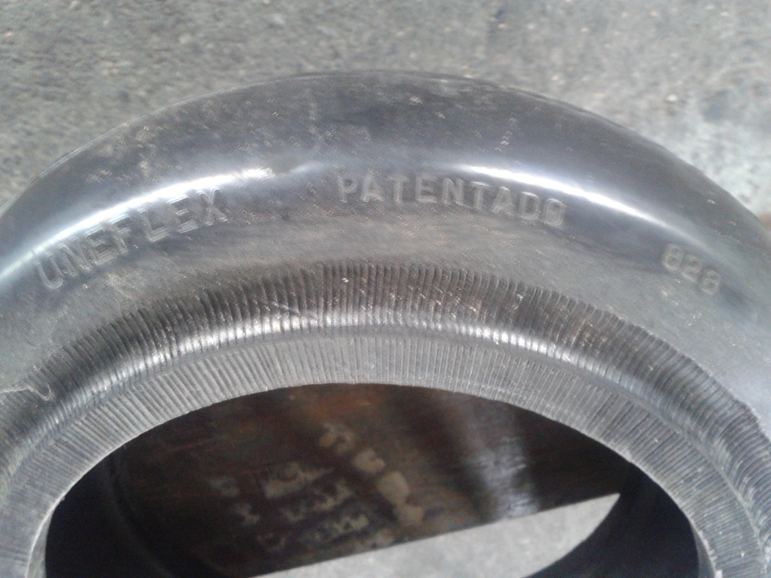 UETCE 828R 