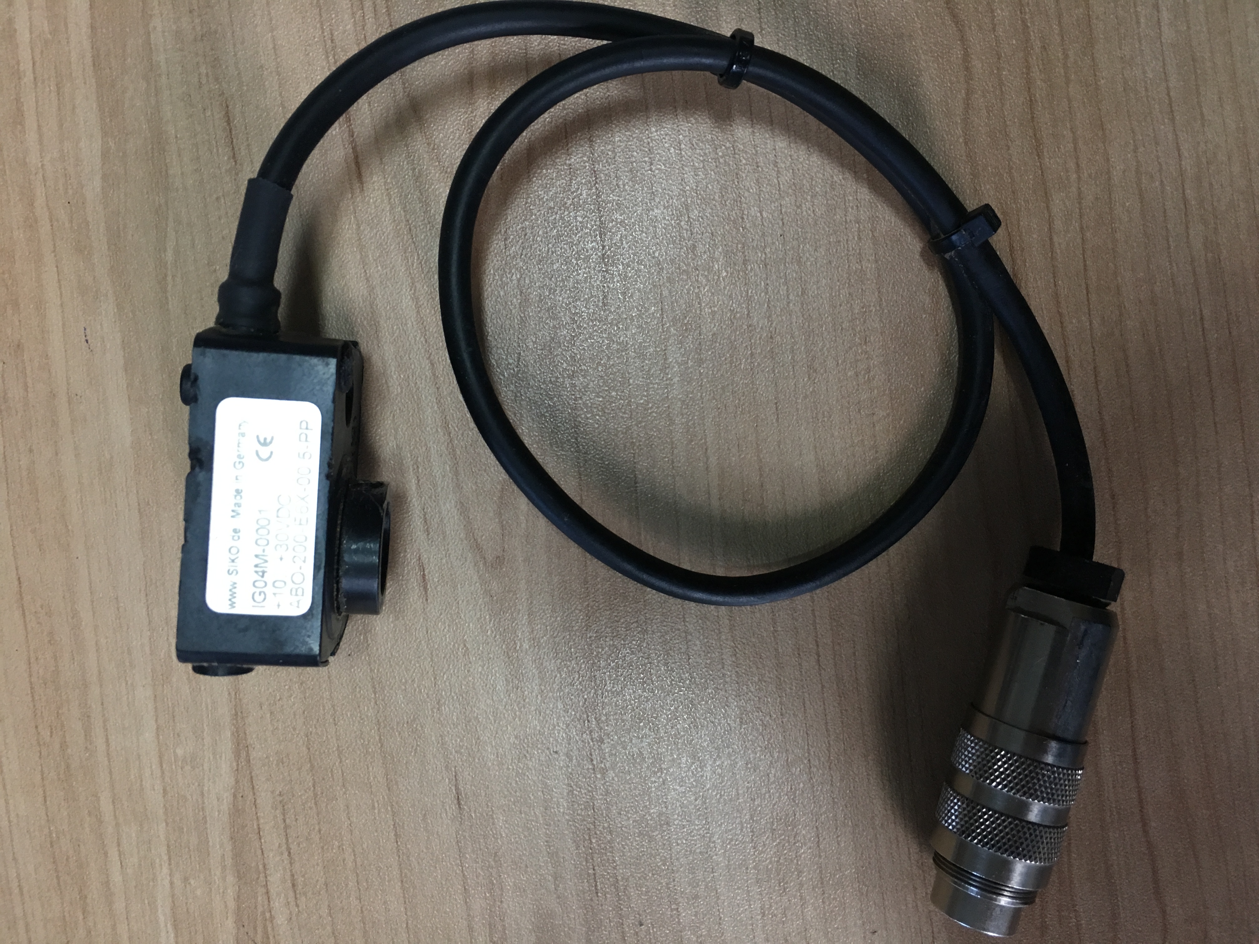 IG04M-ABO-200-E6X-PP-G14-B-OZP