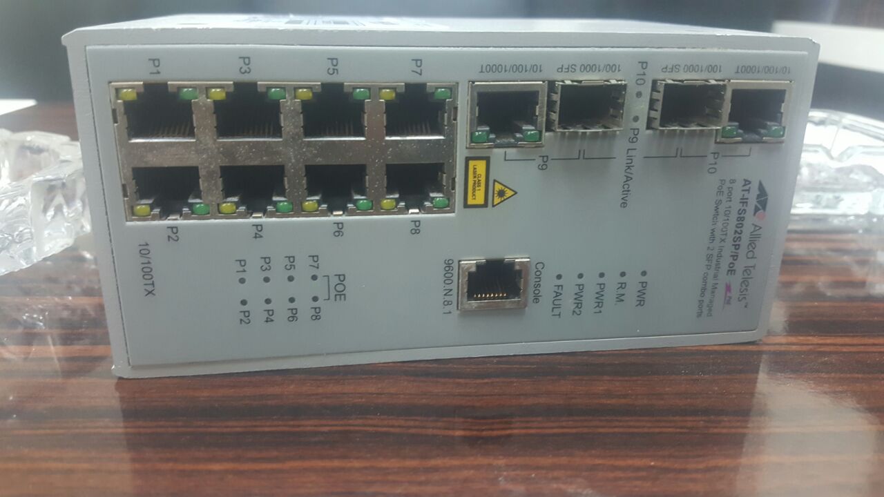 AT-IFS802SP/PoE