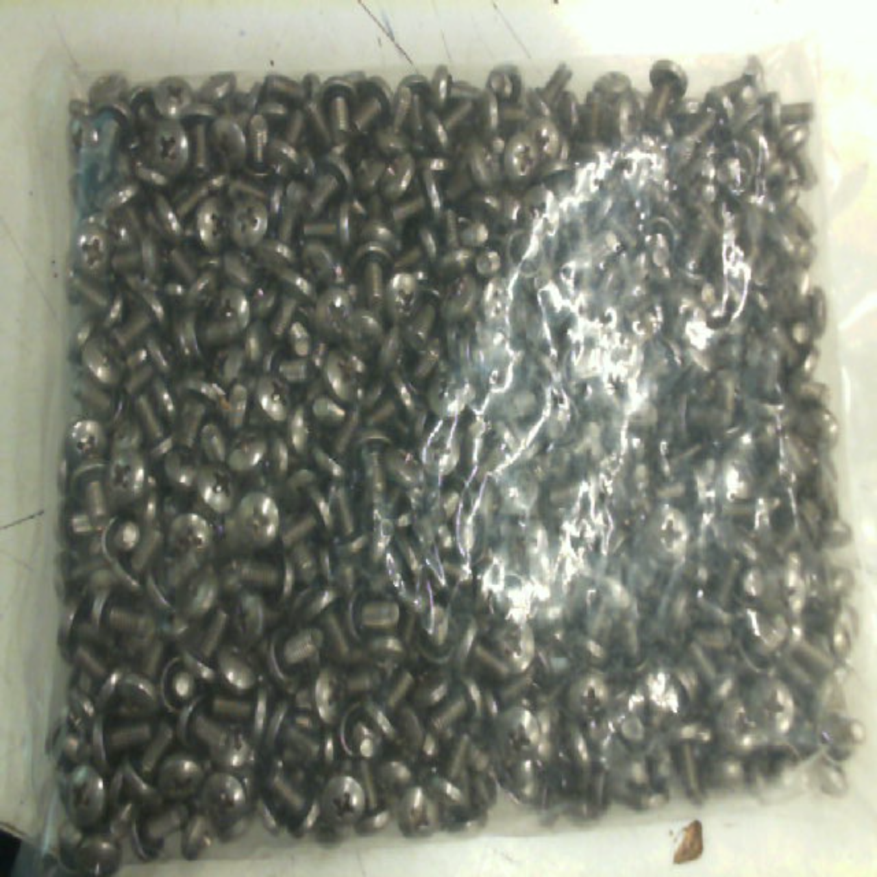 RM4X8MM-3701
