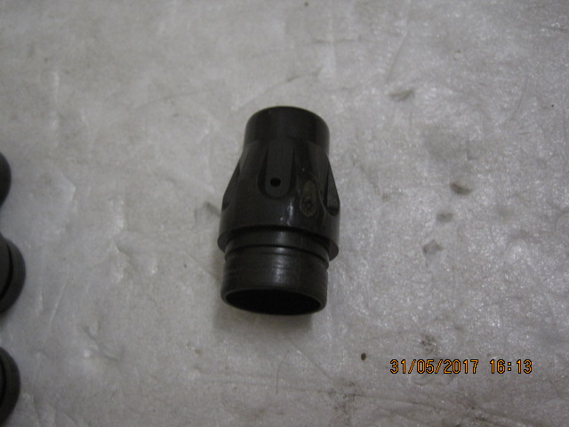 DIX 10-2-304 / 202.100.40