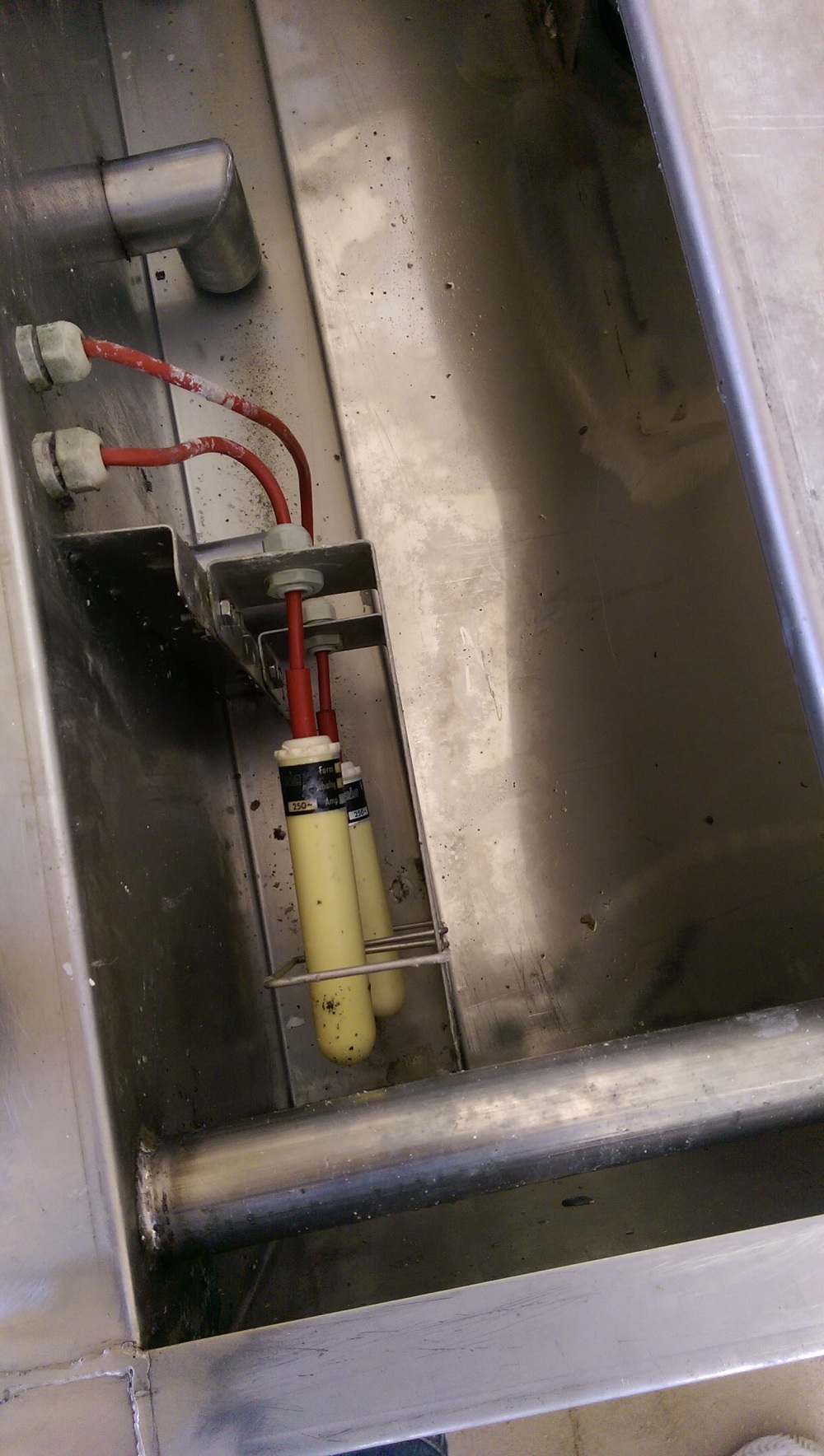 Jola SSP  250V, 4A