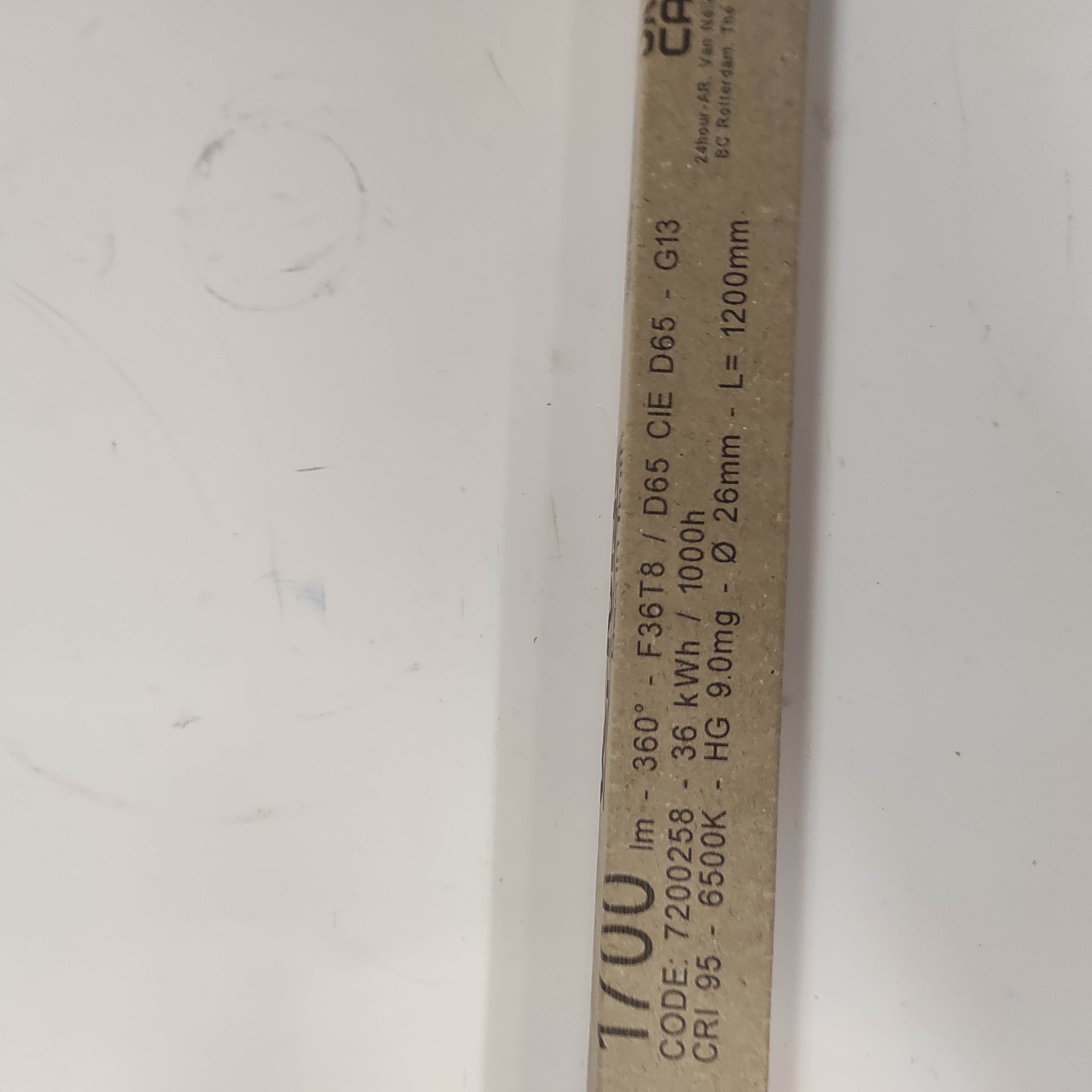 CIE D65 F36 T8/D65