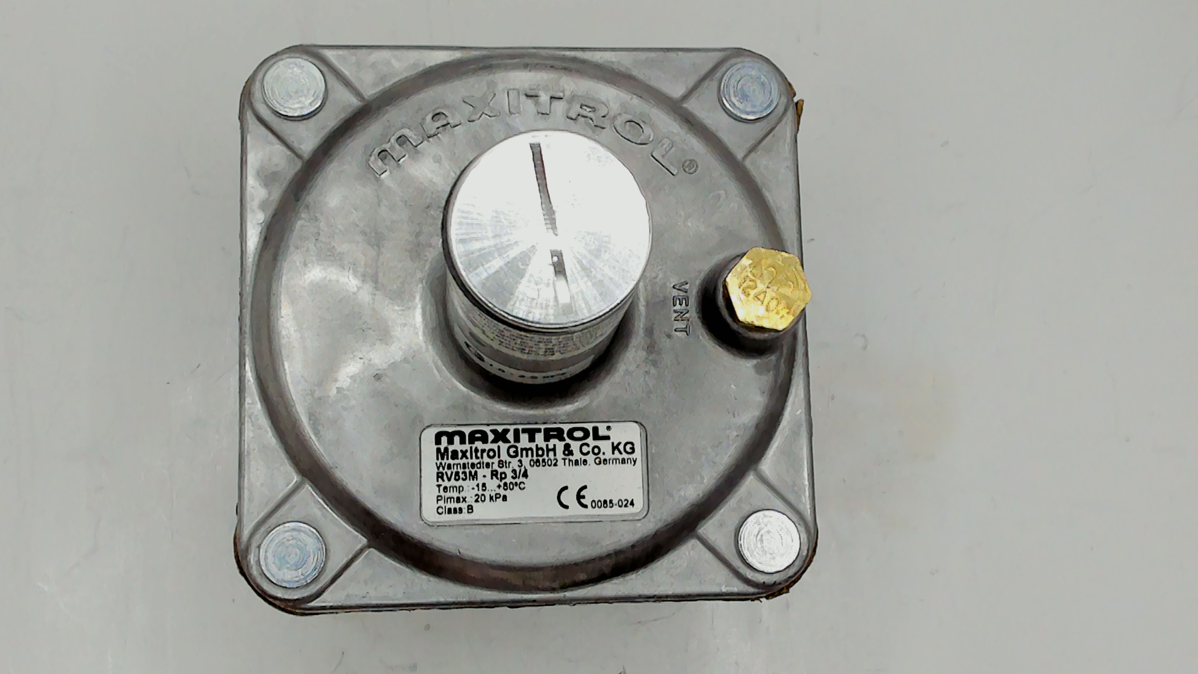 RV53M - 66 - M001