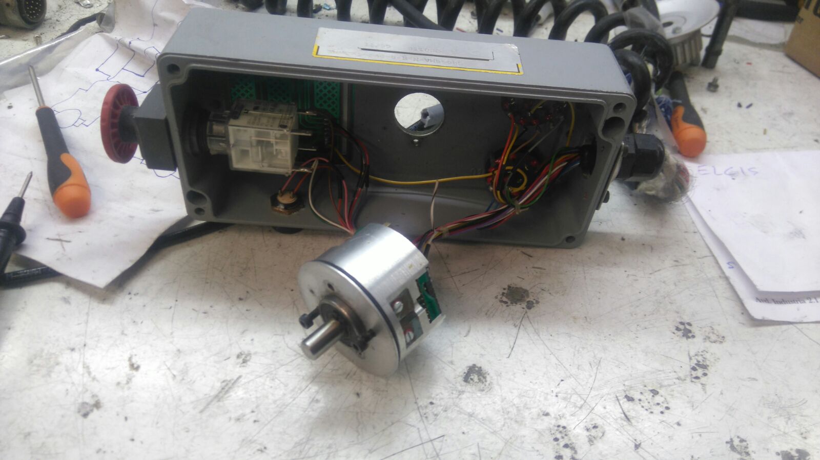 V/XMVP51-100-5-B-N-VM5-08S 