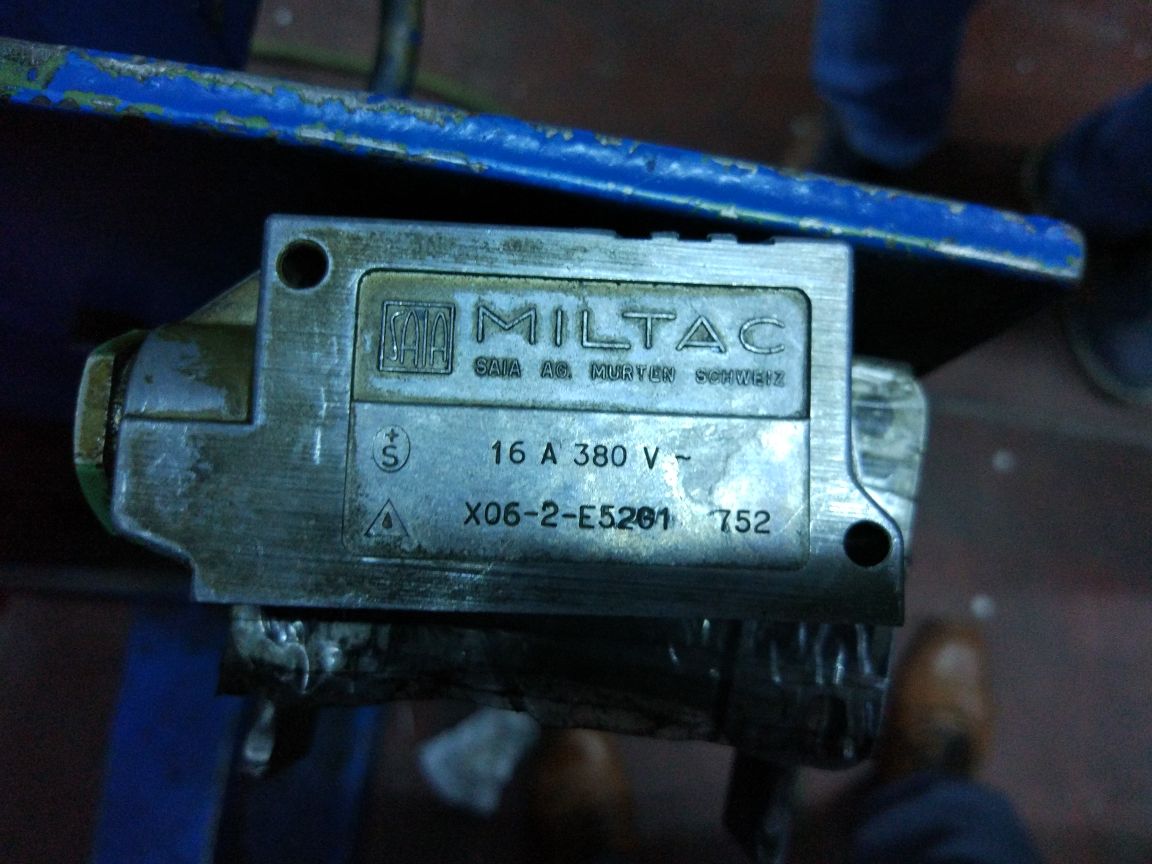 X06-2-E5201 752 obsolete 