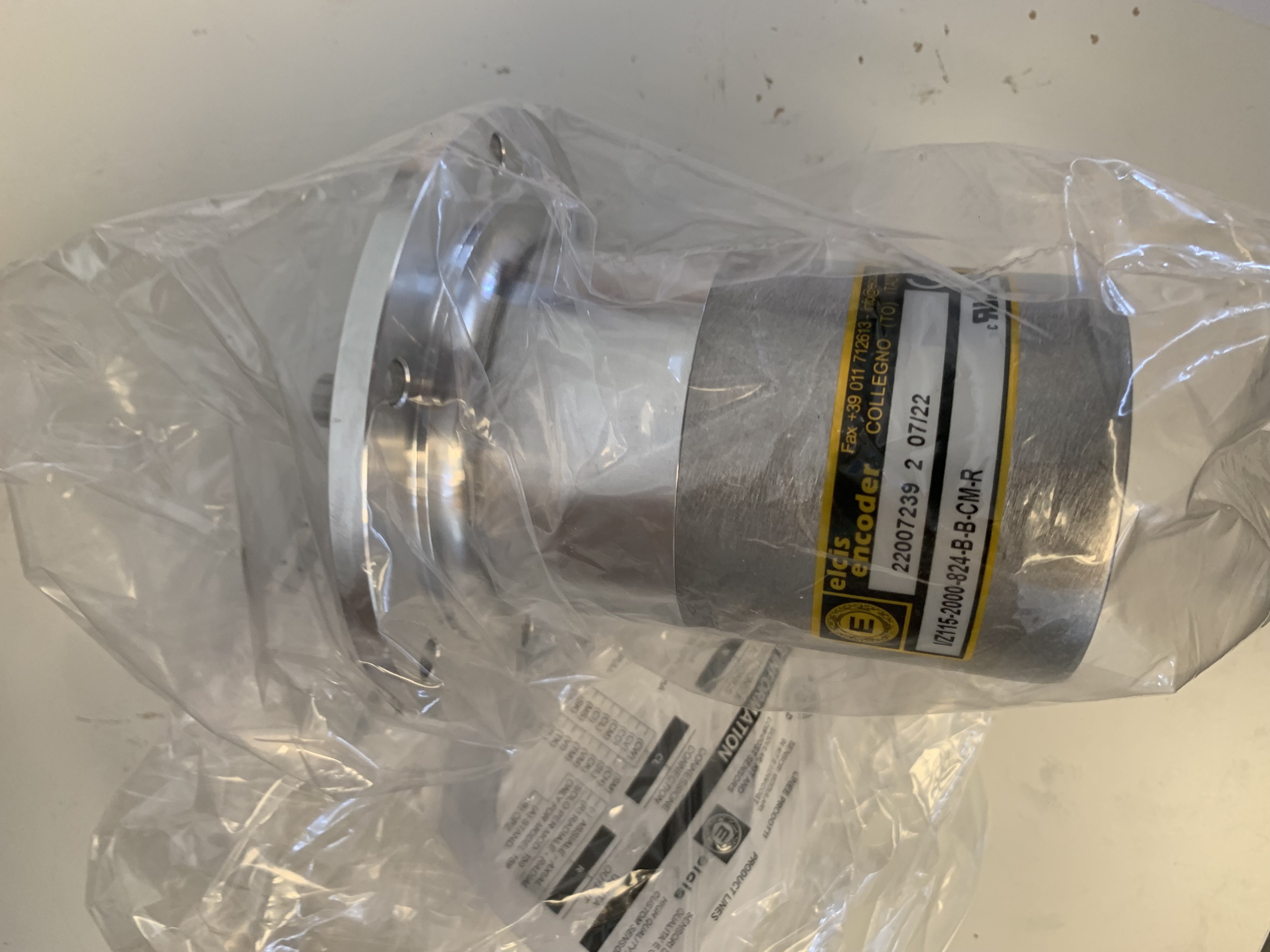 I/Z115-2000-824-B-B CM-R