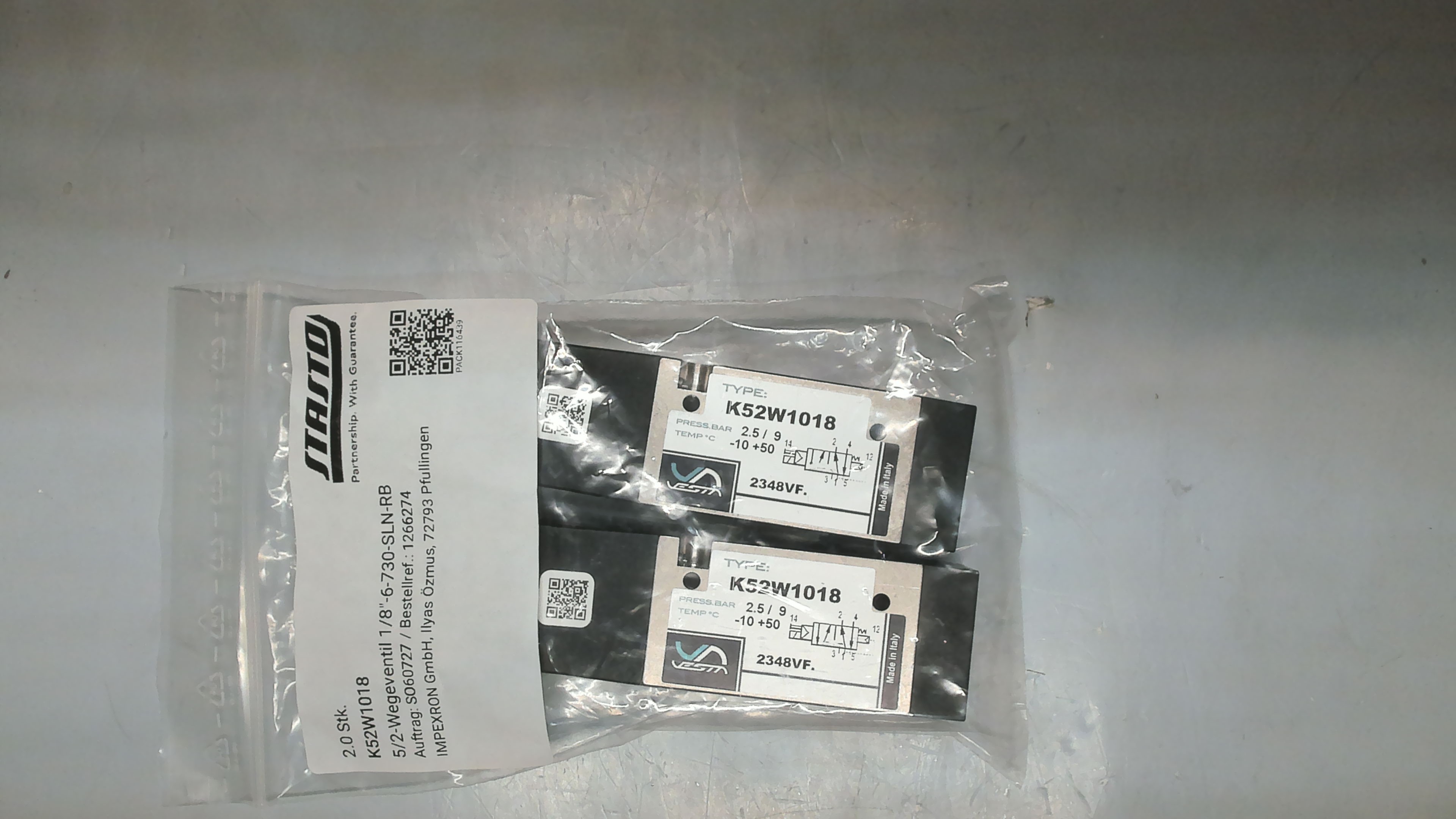 K52W1018