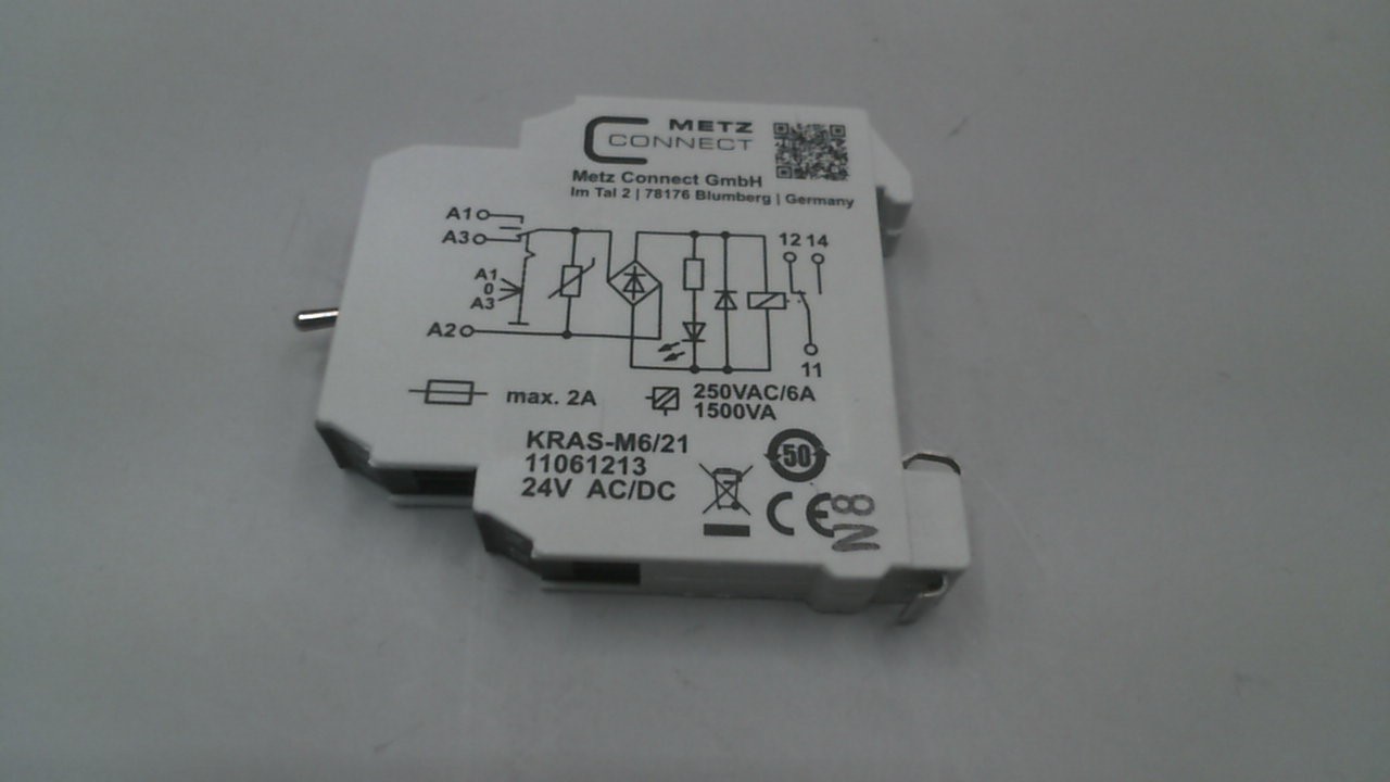 11061213 / KRA-S-M6/21 24VAC/DC