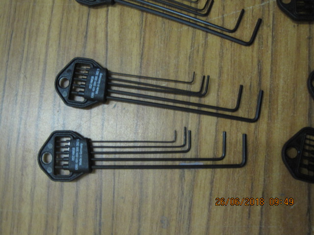 P/N: 06382 Type: 352 HM5B 