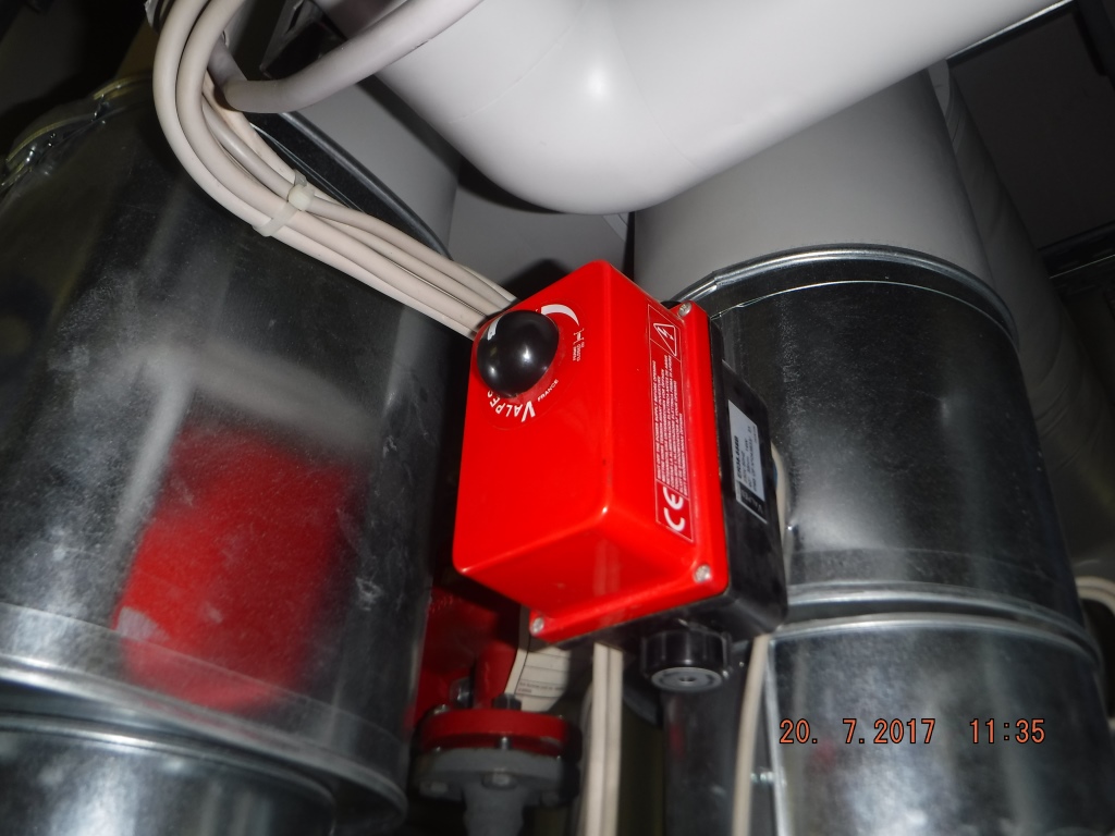 ER-35-558-B