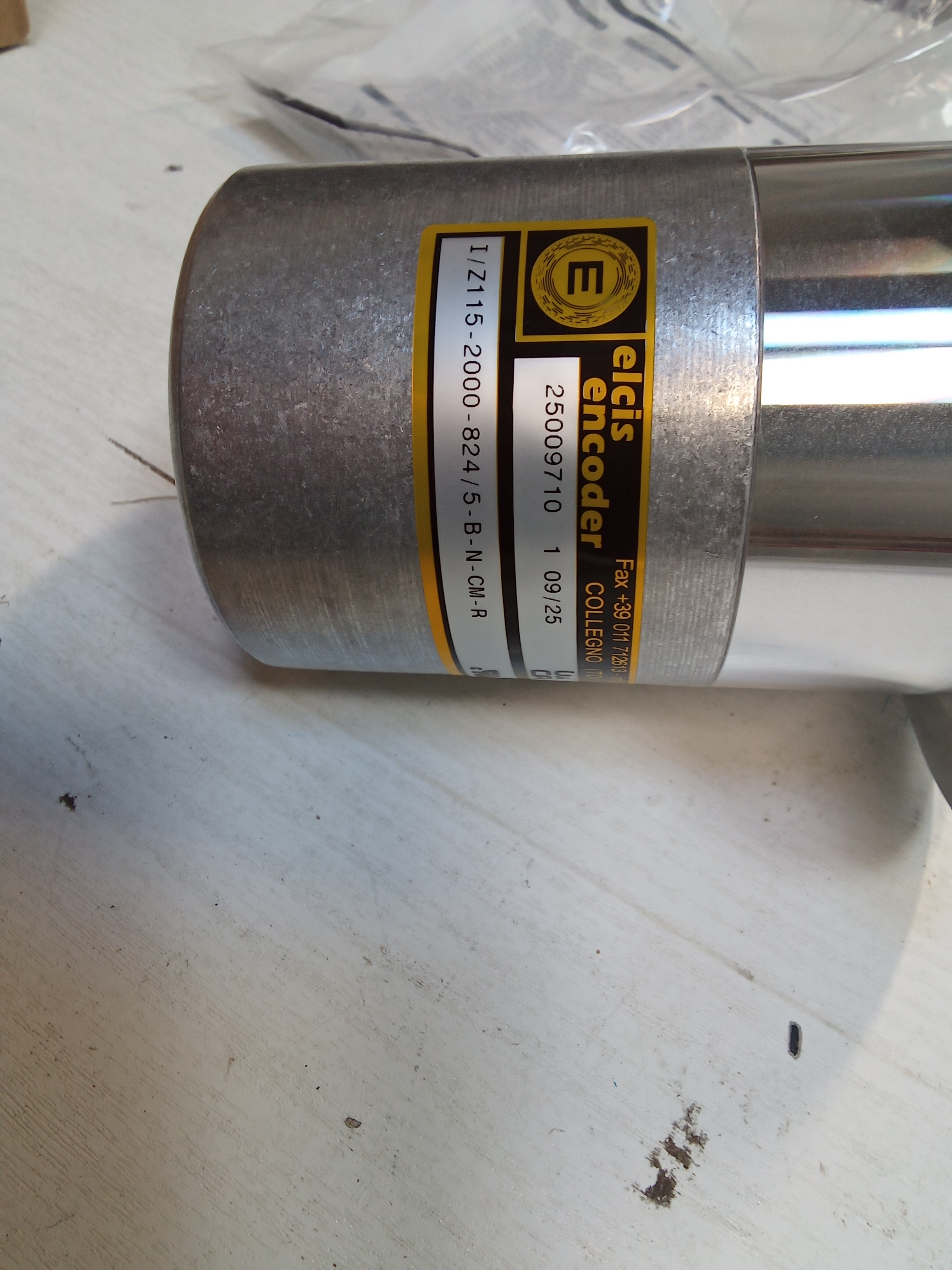 I/Z115-2000-824/5-B-N-CM-R