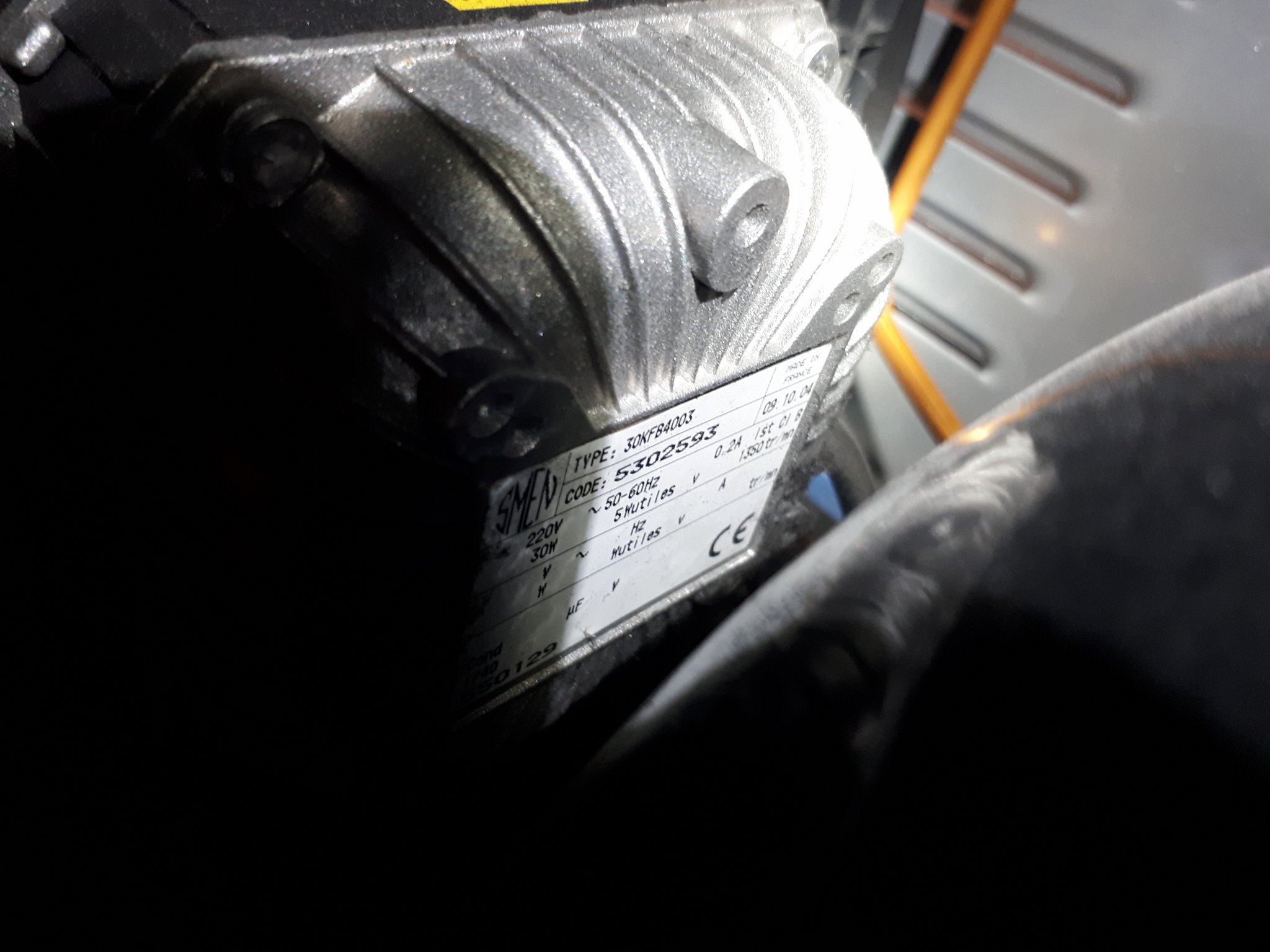 30KFB4003"550129" *5302593* HELICE D202MM