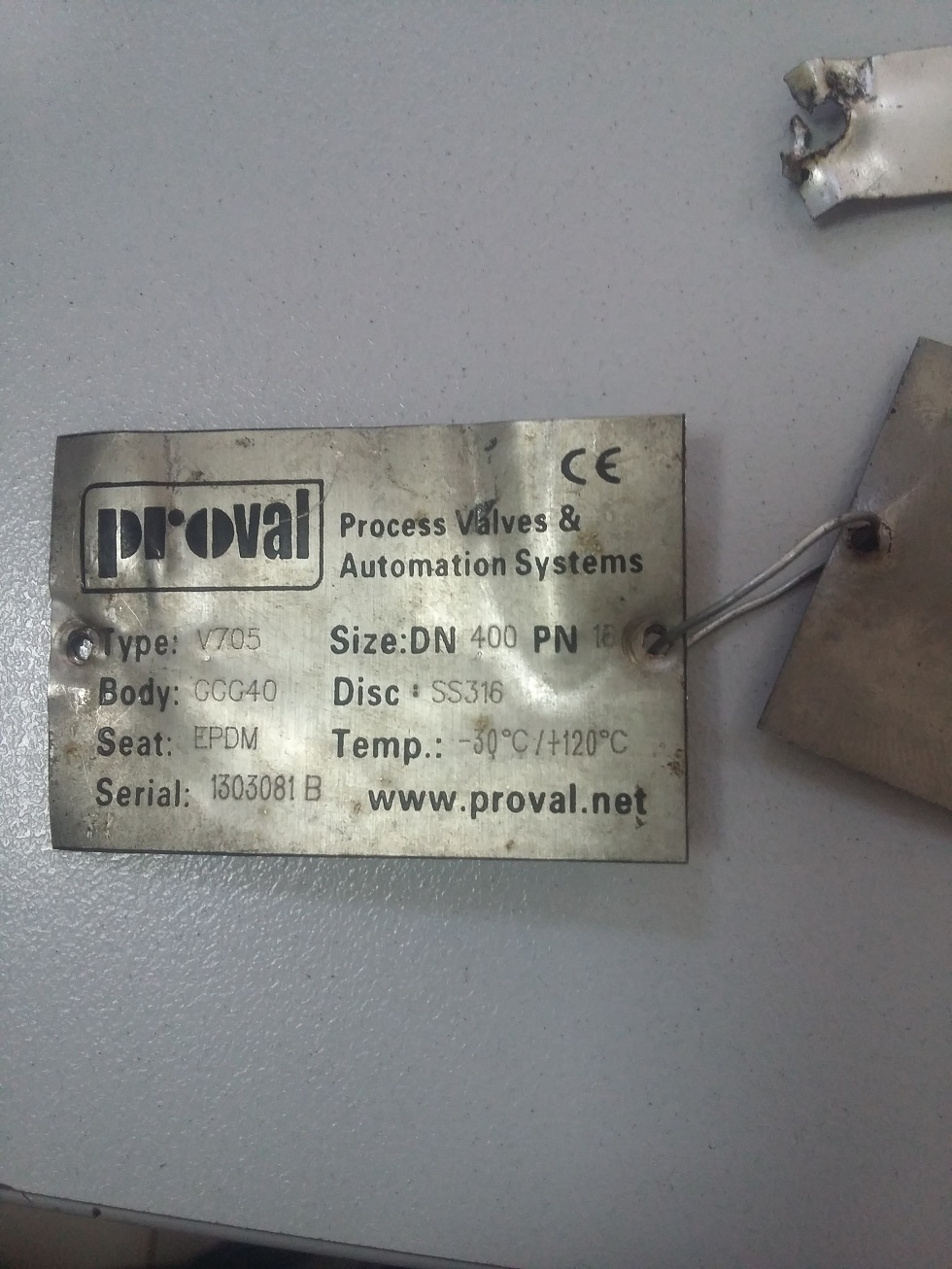 Type: V705  Serial:1303081 B DN400 