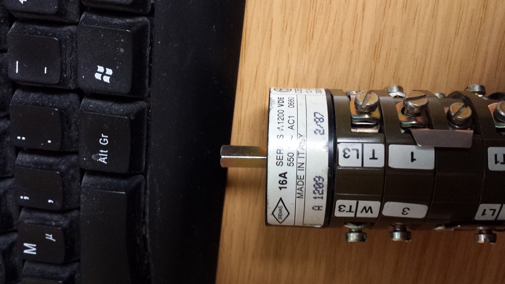 Series A1200 VDE 0660 550V AC1