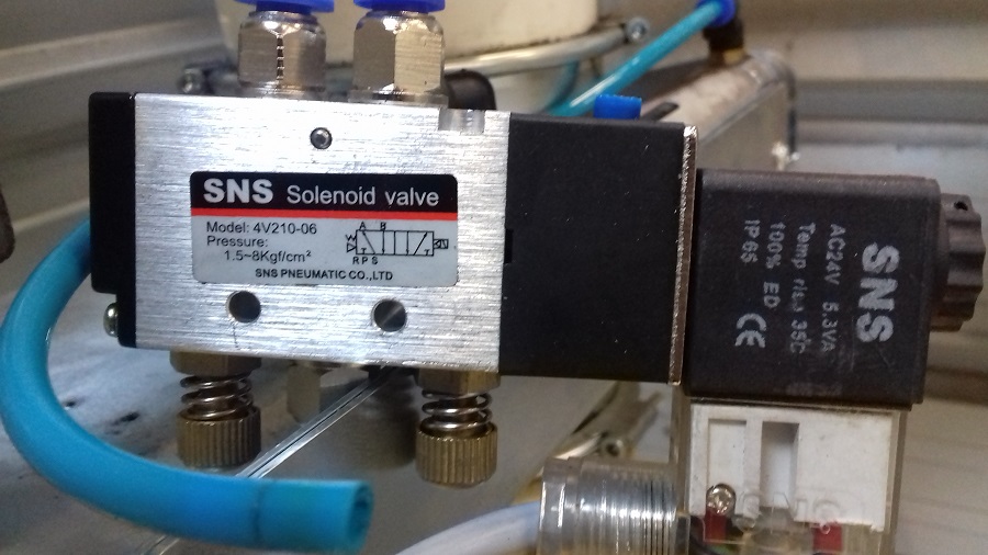 4V210-06-AC24
