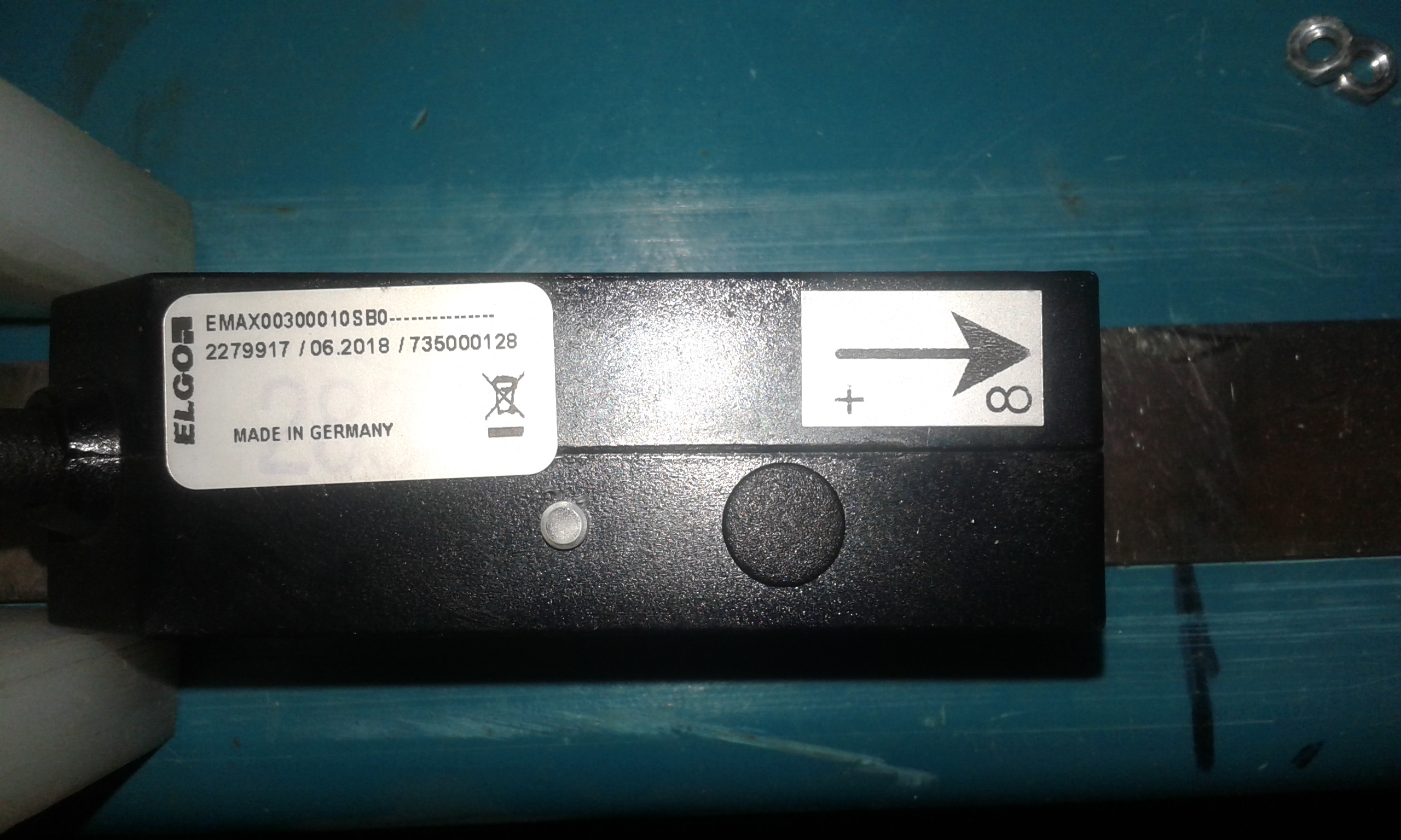 EMAX00300010SB0