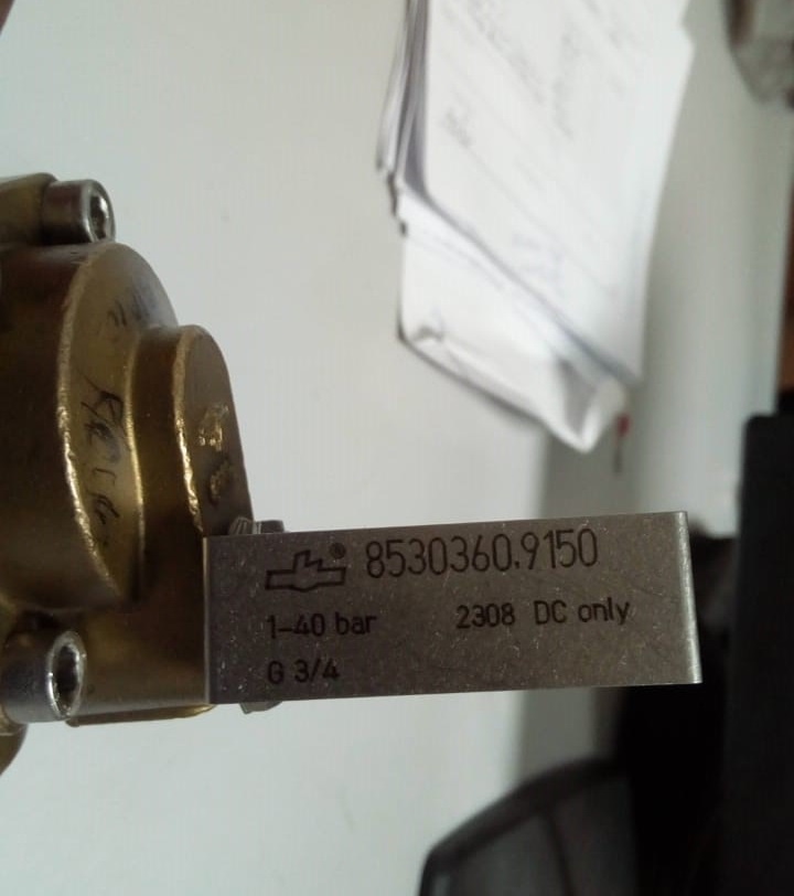 8530360.9151 (both type NO and NC) replaced by 8536360.9151.02400 (NC) and 8536361.9151.02400 (NO)