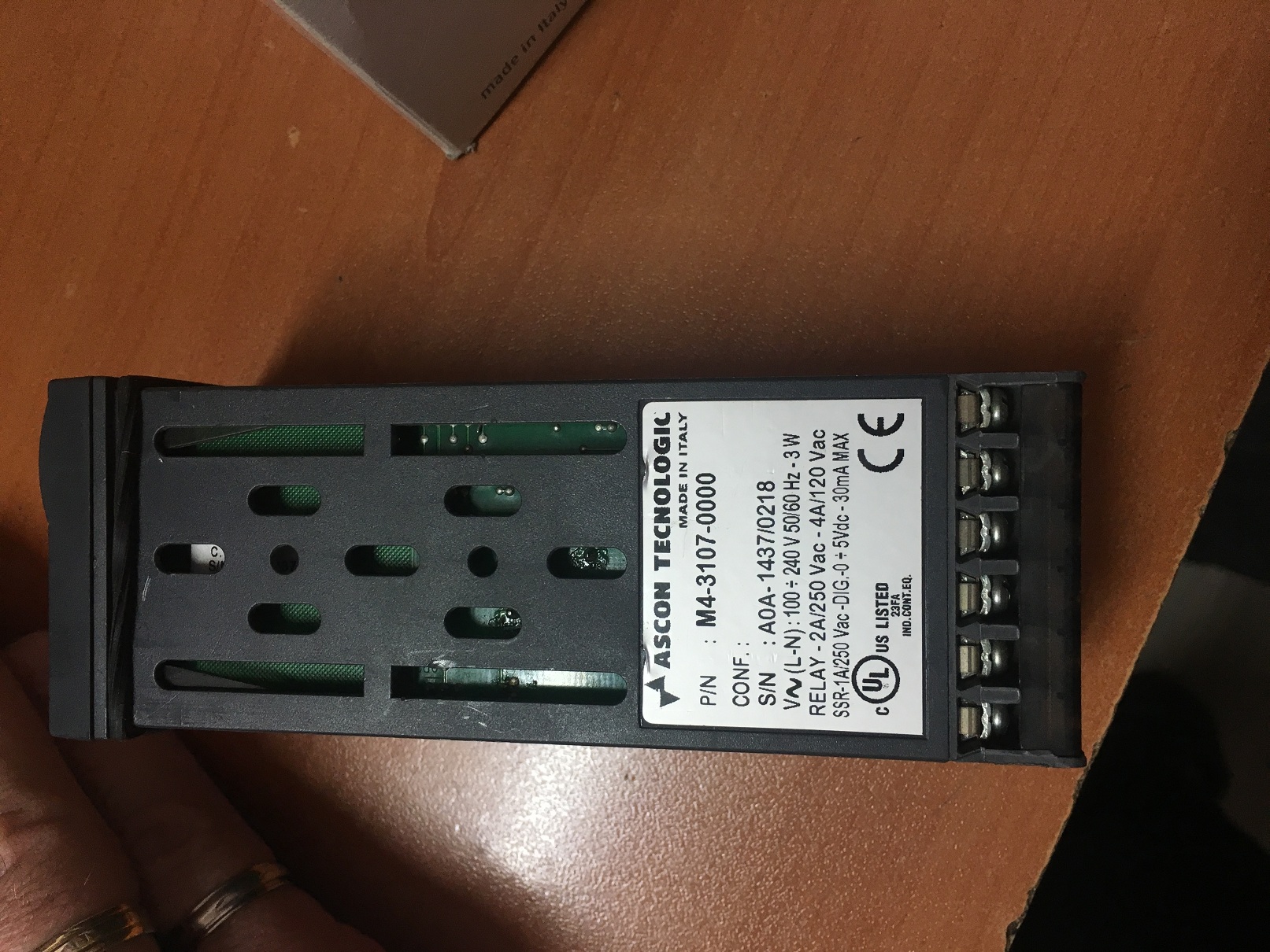 M4-3107-0200