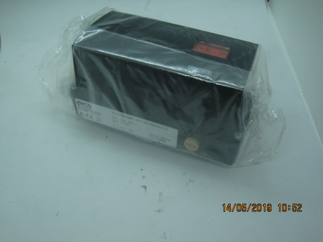 Type 827A.E2-AB0-M10-G