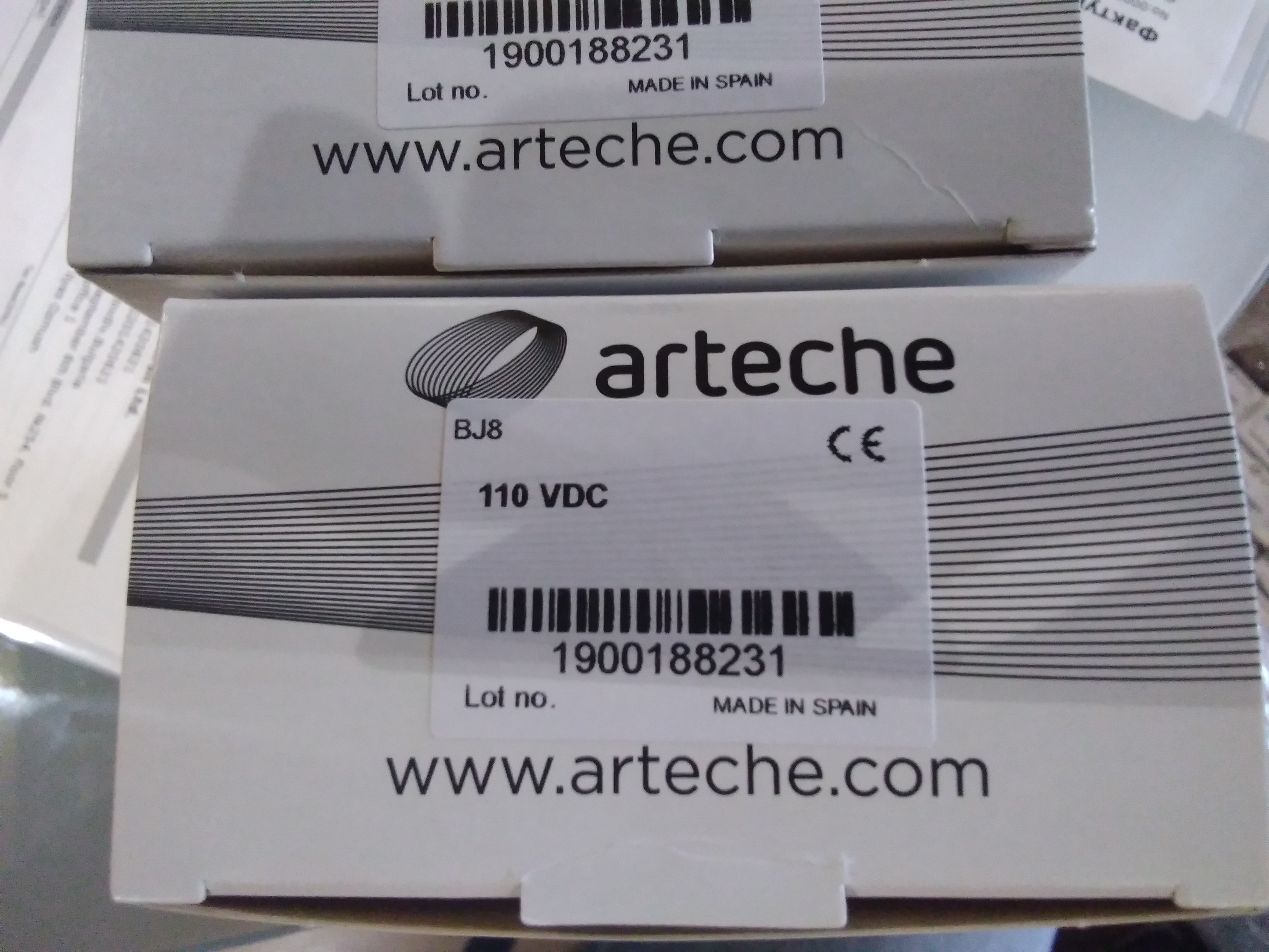 BJ-8 110 VDC