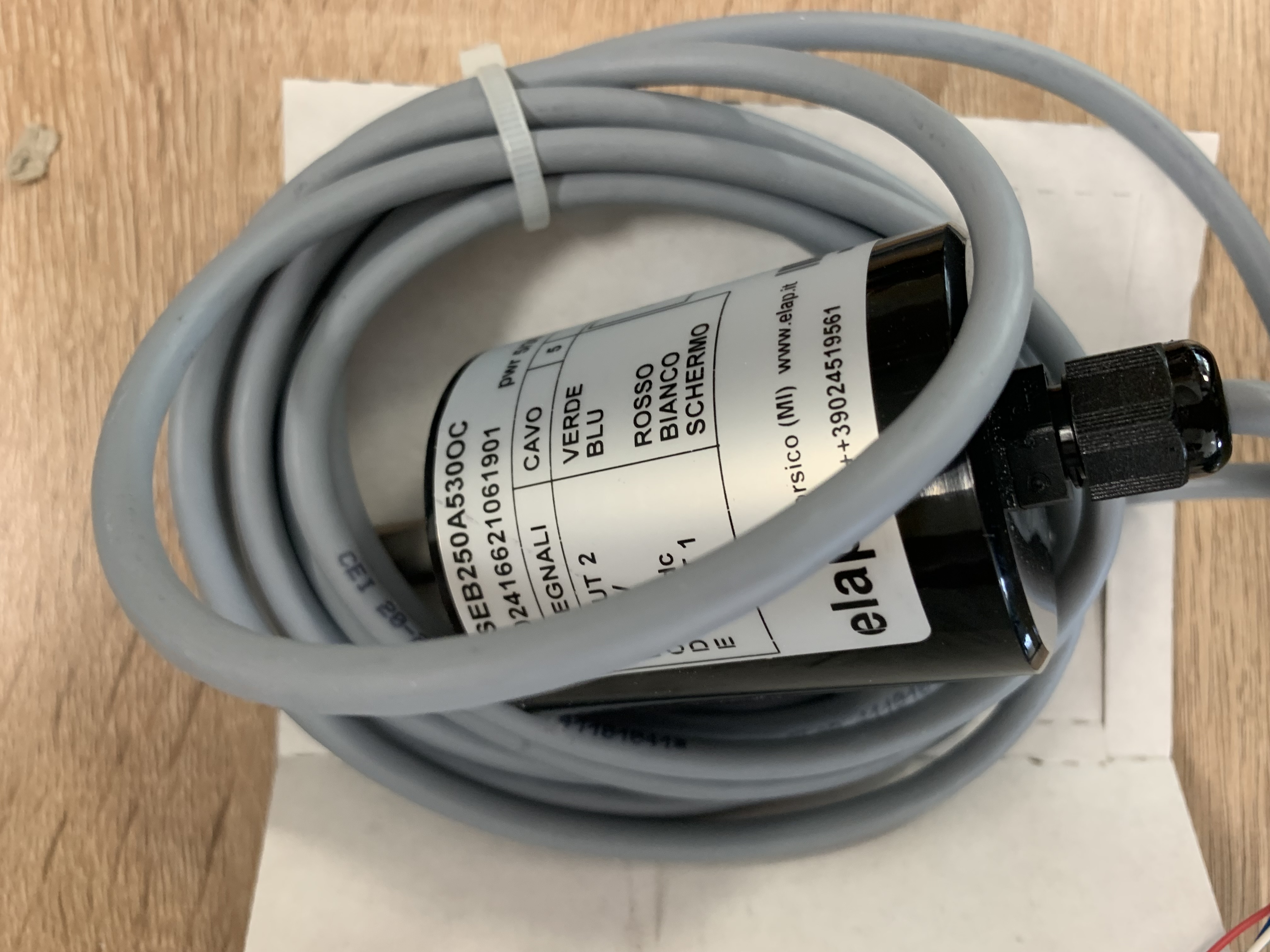 SEB250A824OC old code, new code SEB250A530OC